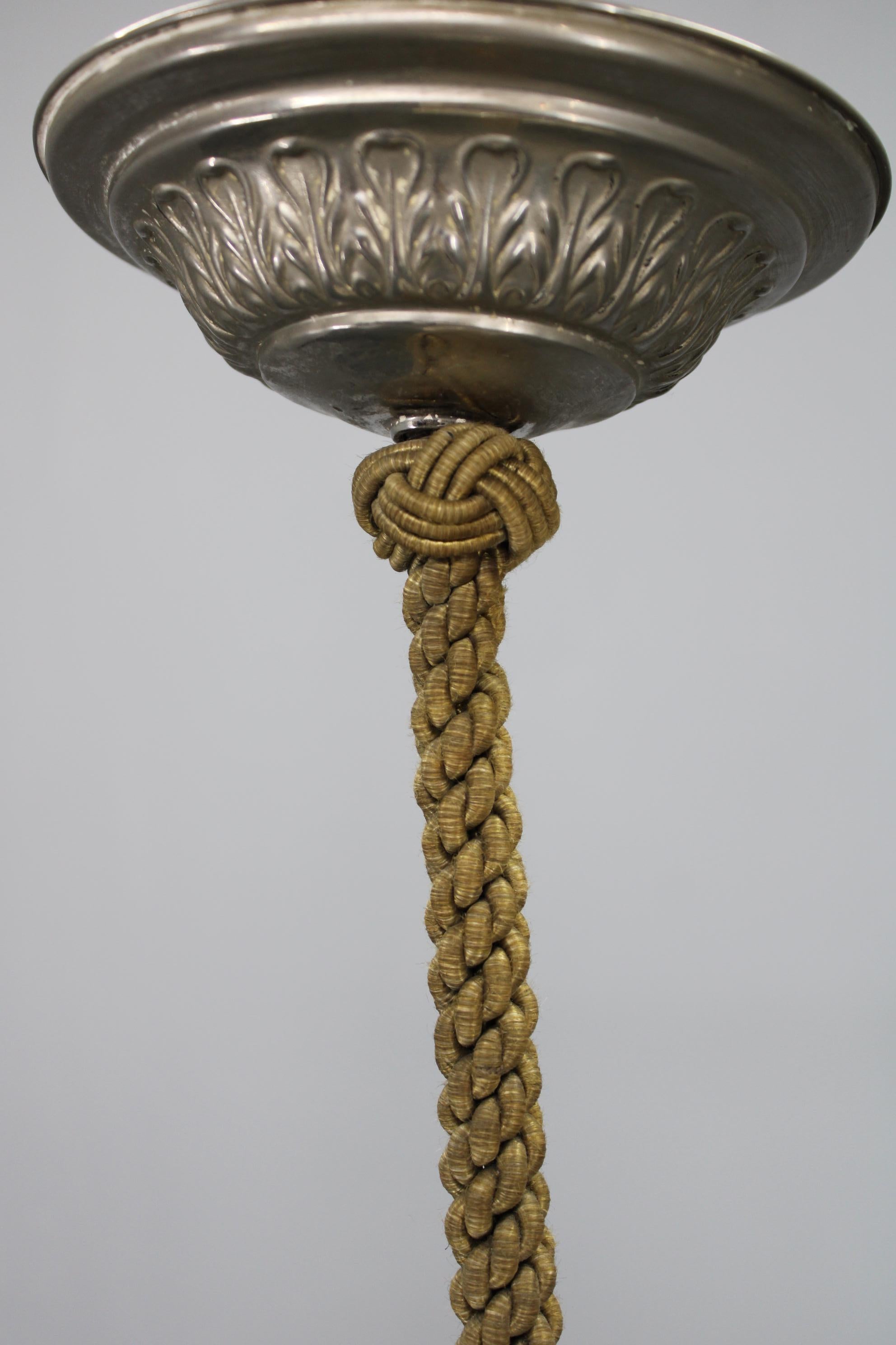 Metallo Lampada a sospensione della Secessione Europea-Art Deco degli anni '30 con sospensione a corda e vetro in vendita