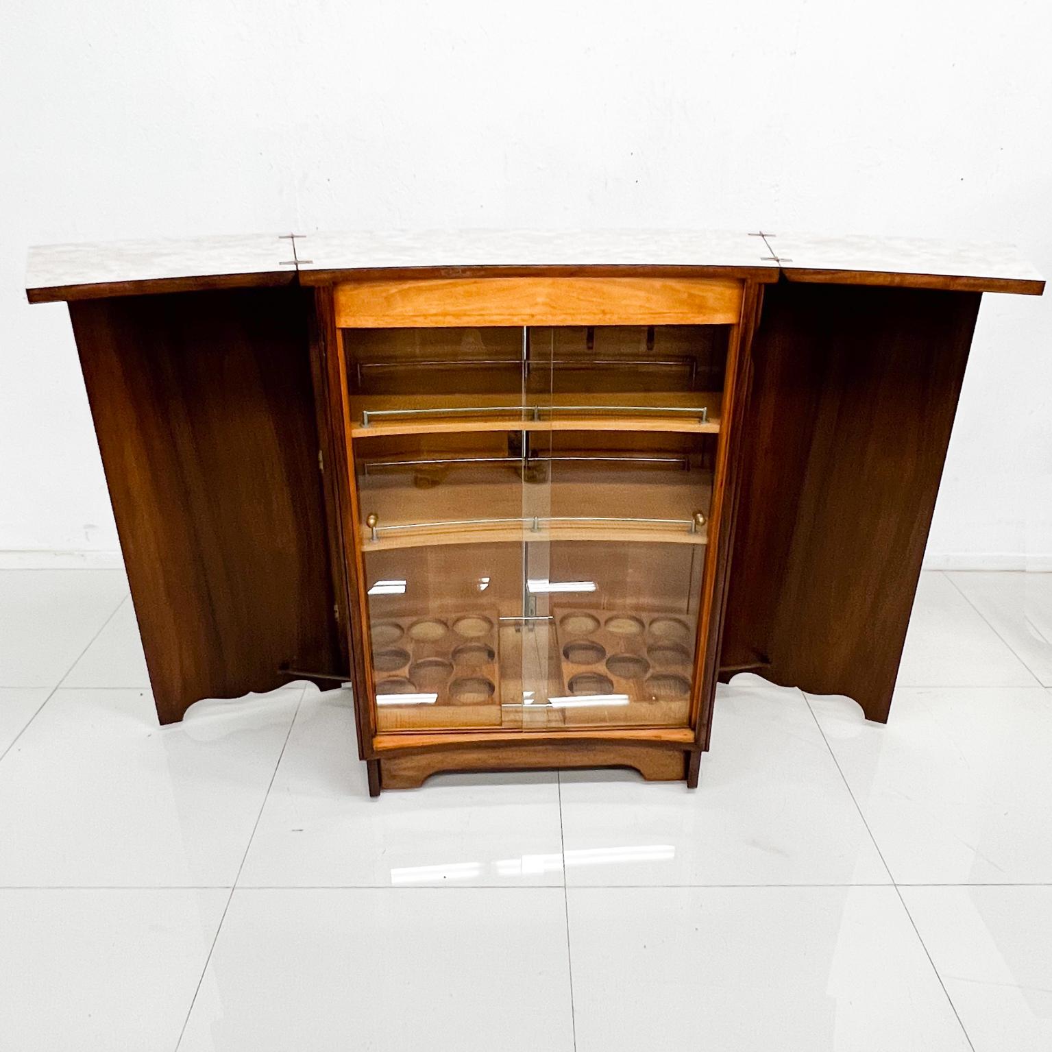 1930s Exquisite English Art Deco Cocktail Dry Bar Burlwood and Walnut 5
