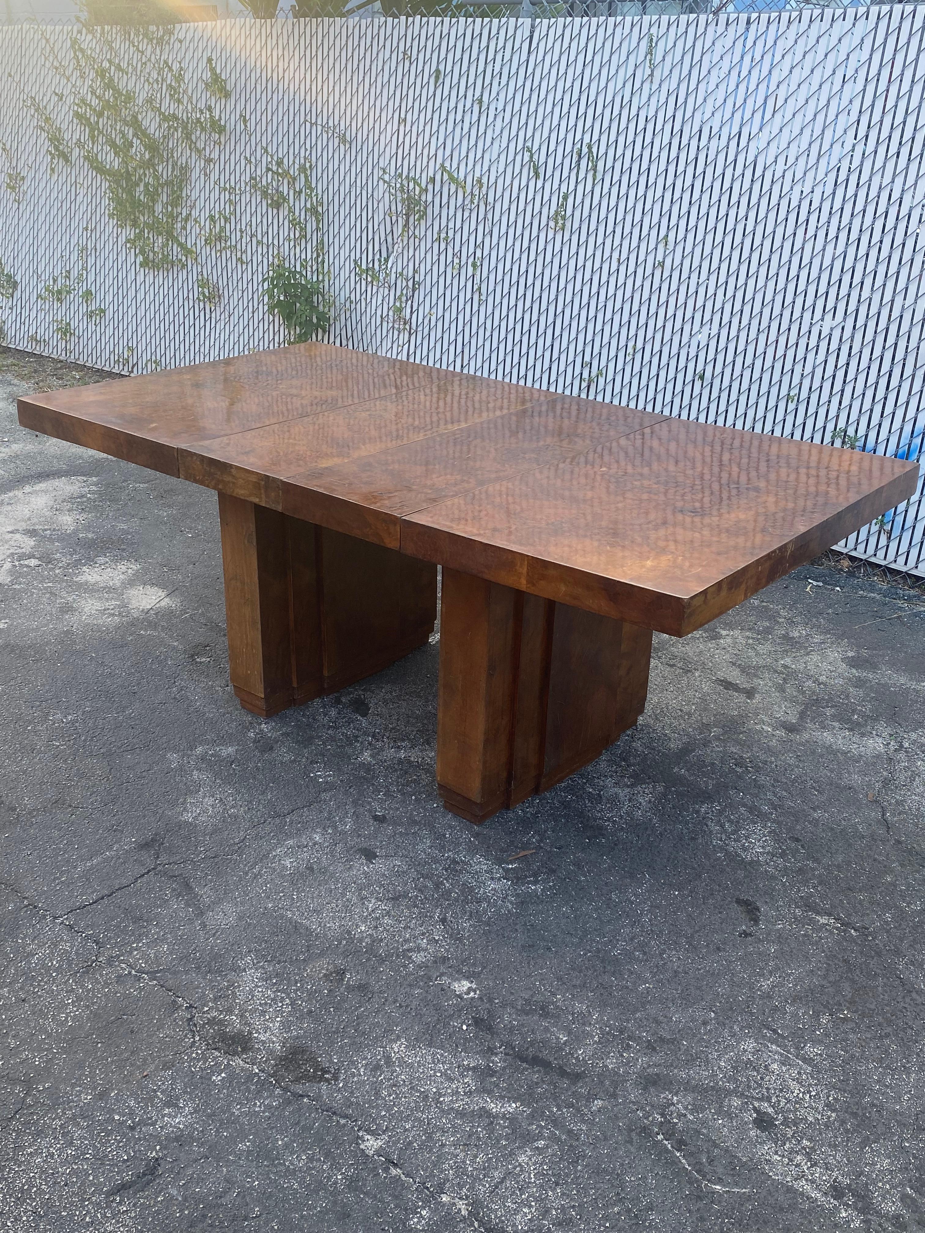 1930s Gilbert Rohde Style Walnut  Extendable Burlwood Dining Table Set, Set of 7 For Sale 2