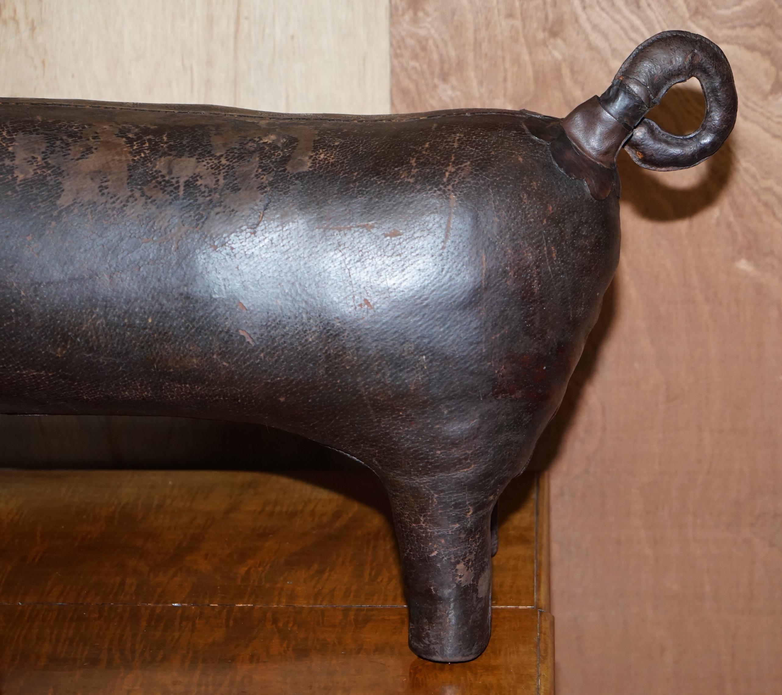 1930's Extra Large Liberty's London Omersa Brown Leather Pig Footstool Hocker im Angebot 3