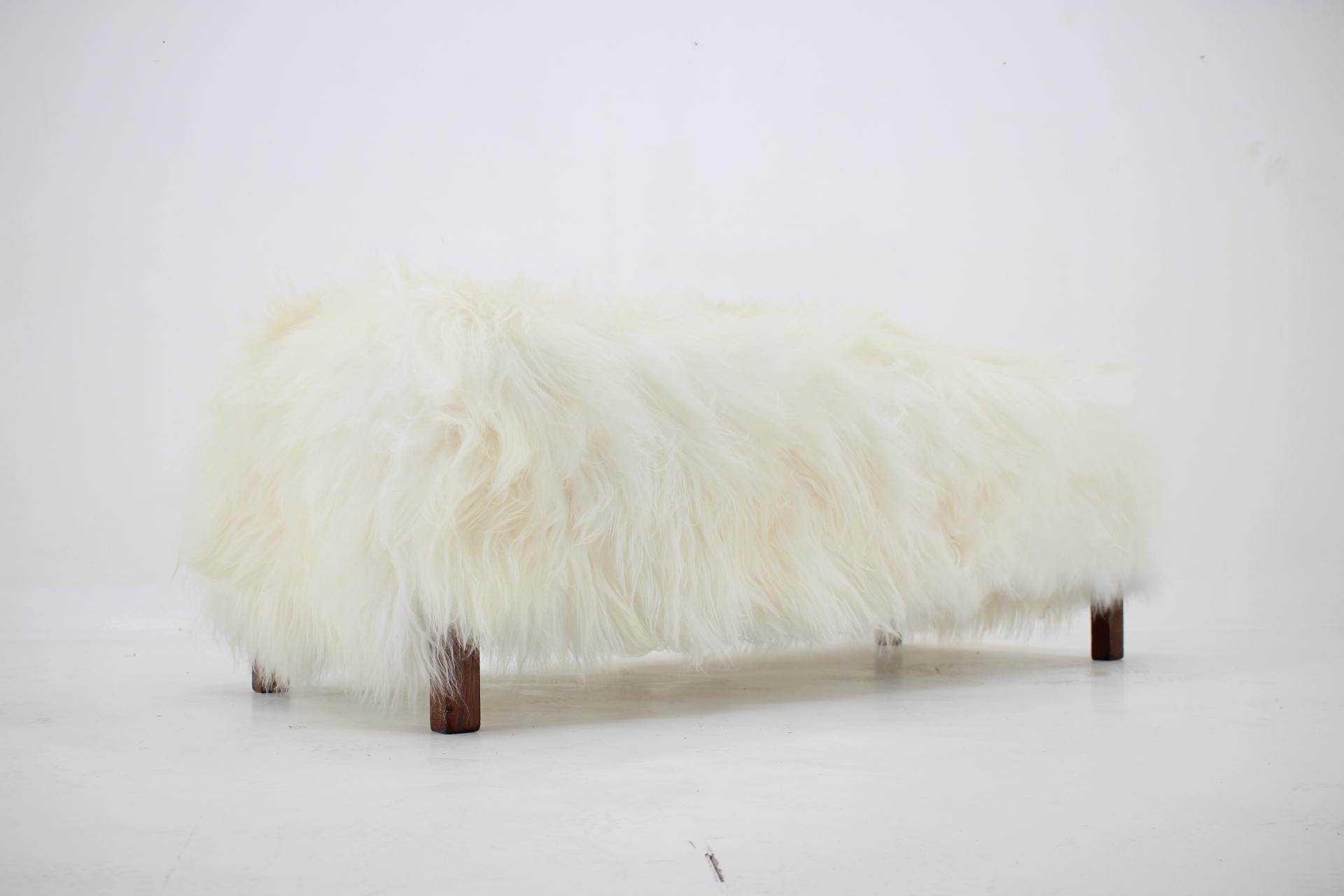 1930s Extraordinary Art Deco Ottoman in Sheepskin Upholstery, Czechoslovakia For Sale 1