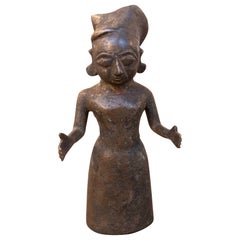 1930s Female Bronze Sculpture in Tribal Style with Traditional Headdress