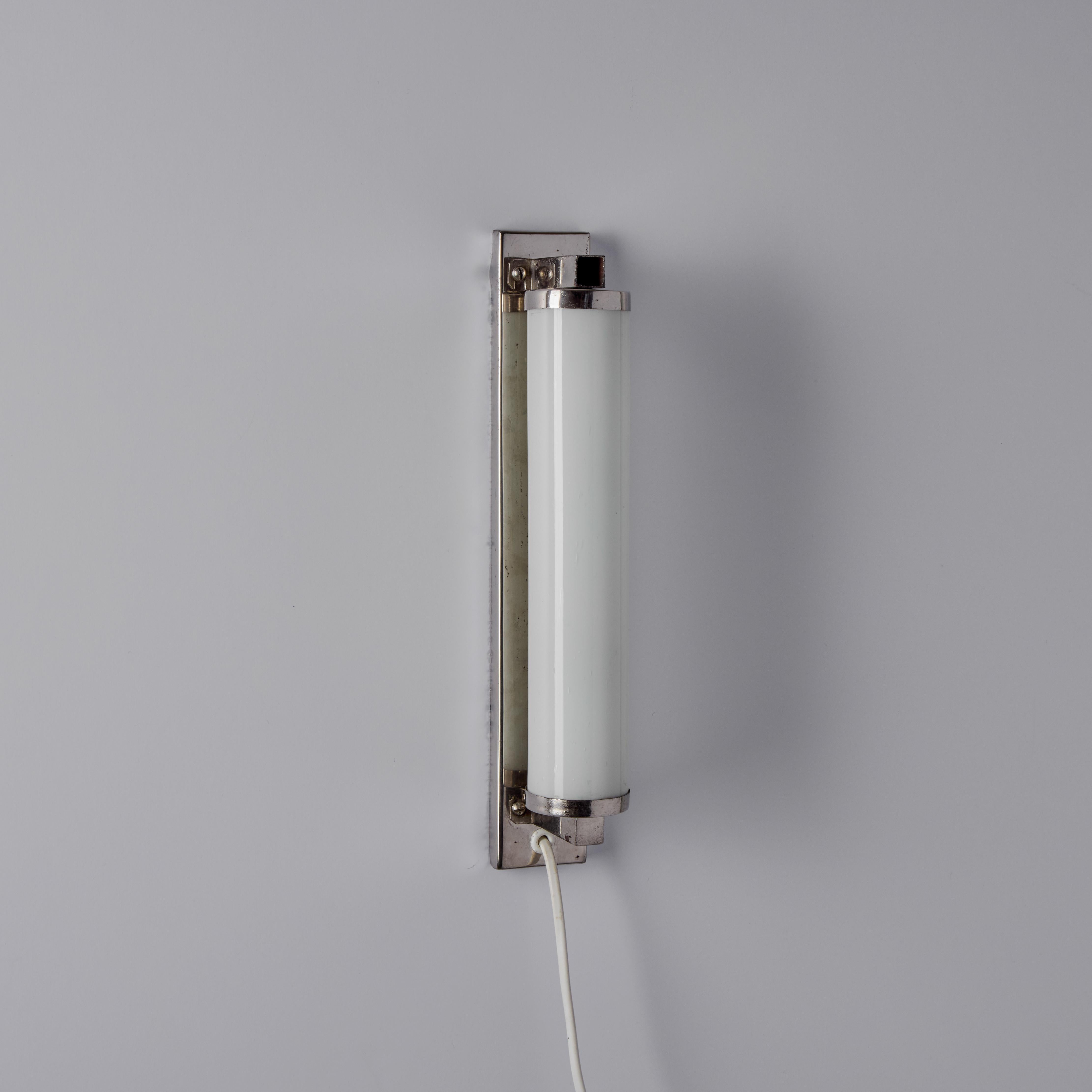 1930s Finnish Cylindrical Glass Plug-in Wall Lamp in the Manner of Paavo Tynell In Good Condition For Sale In Glendale, CA