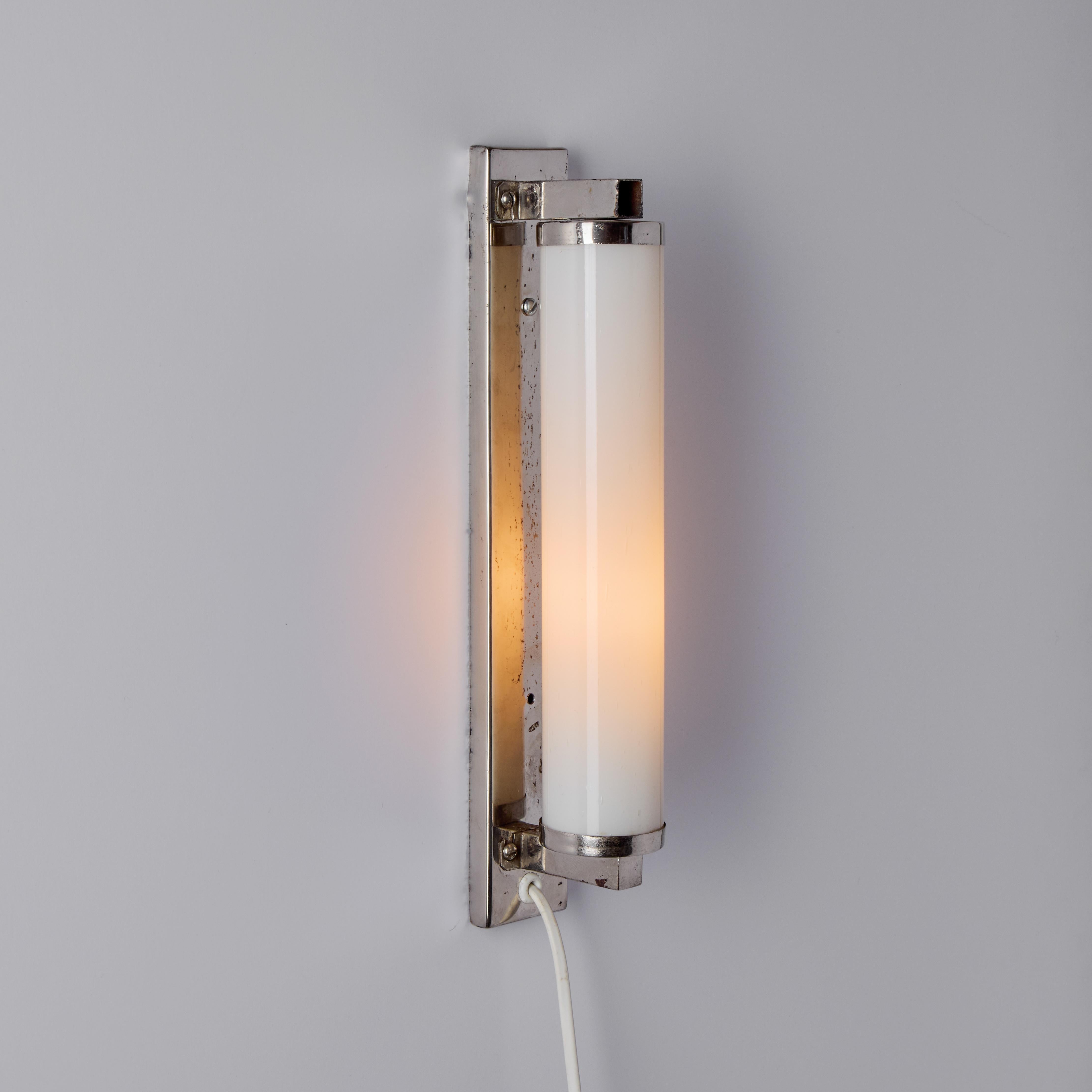 1930s Finnish Cylindrical Glass Plug-in Wall Lamp in the Manner of Paavo Tynell For Sale 1