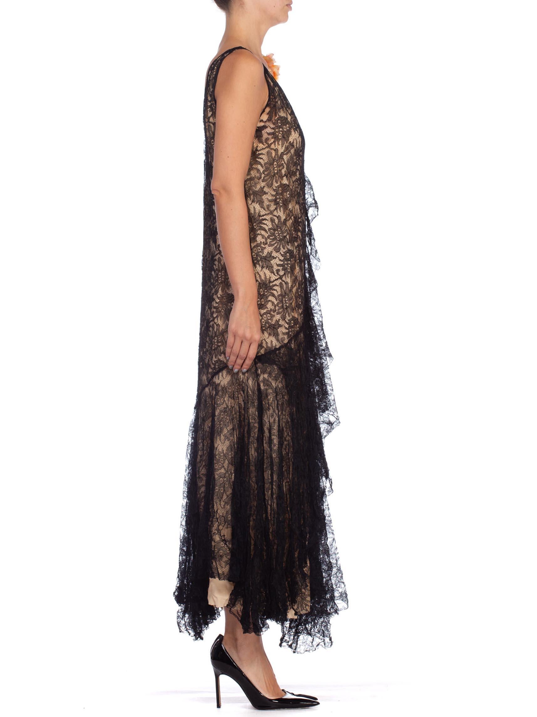 1920S Black Silk Chantilly Lace  Flowy Cocktail Dress With Original Slip And Fl In Excellent Condition For Sale In New York, NY