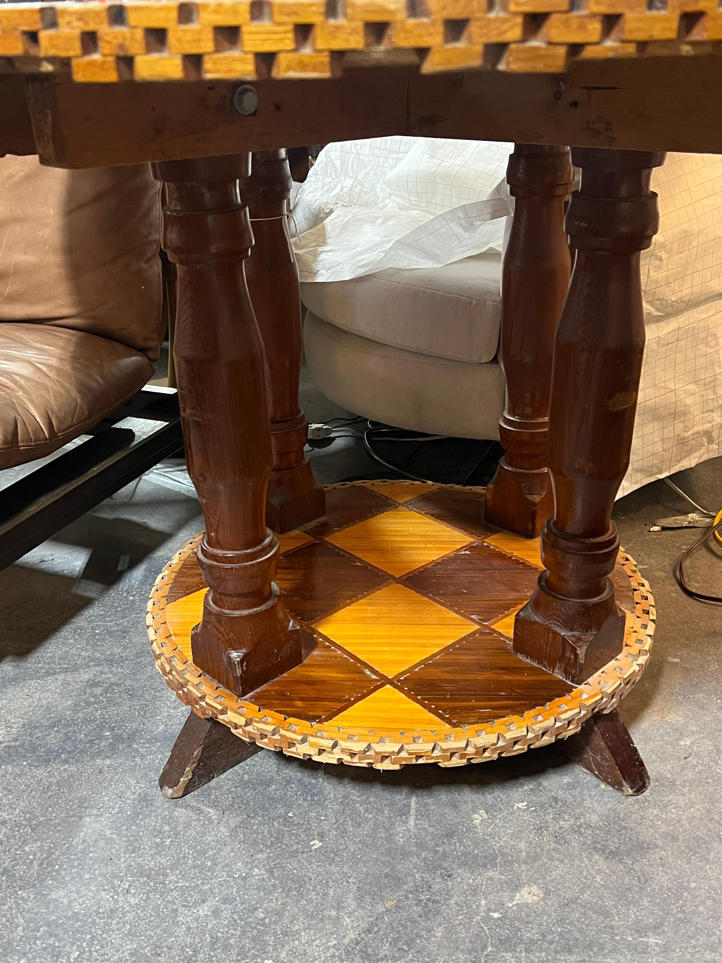 Table centrale américaine d'art populaire des années 1930 Bon état - En vente à Chicago, IL