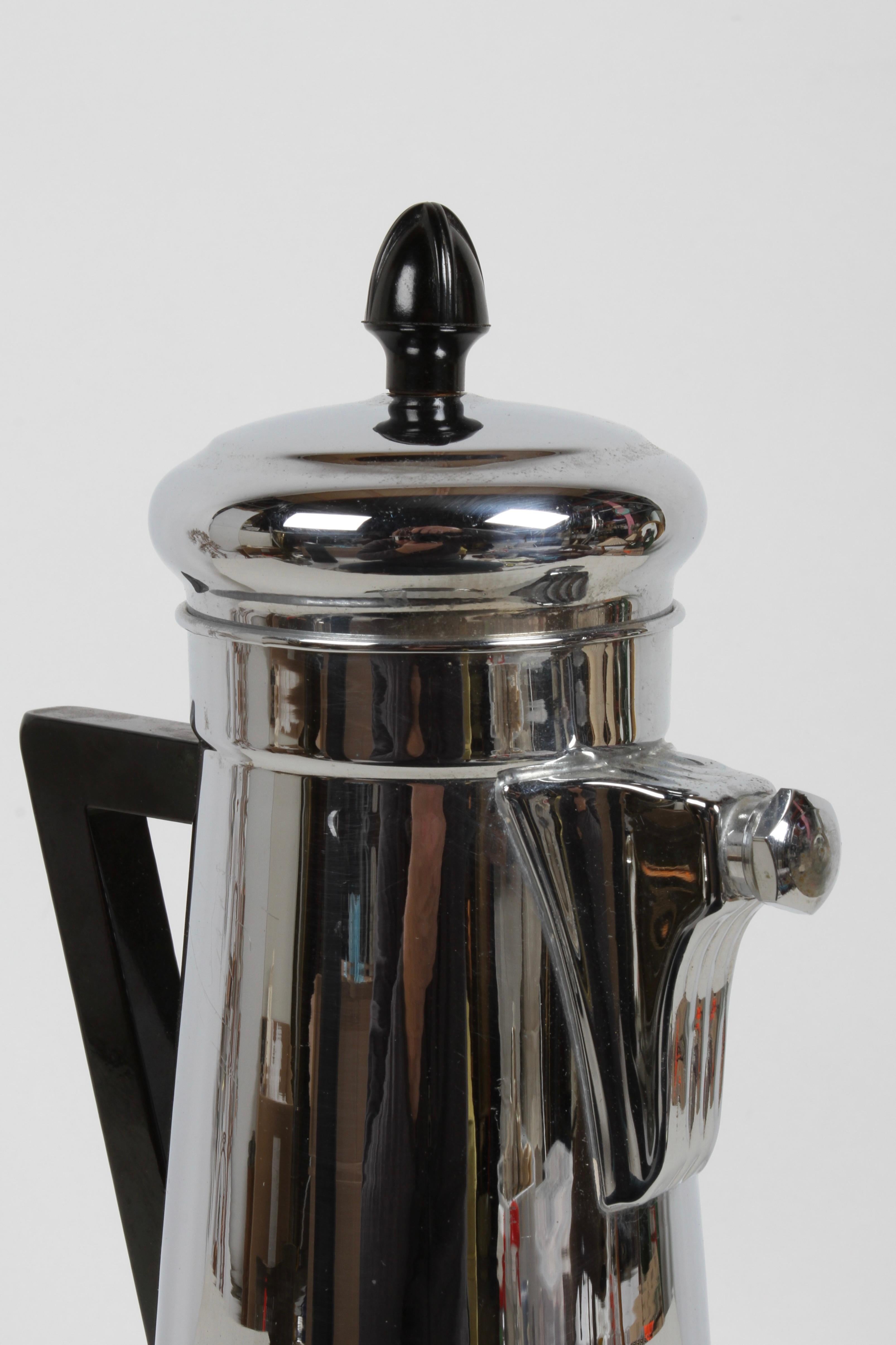 1930s Forman Brothers Art Deco Black Handle Chrome Cocktail Shaker with Recipes  For Sale 2