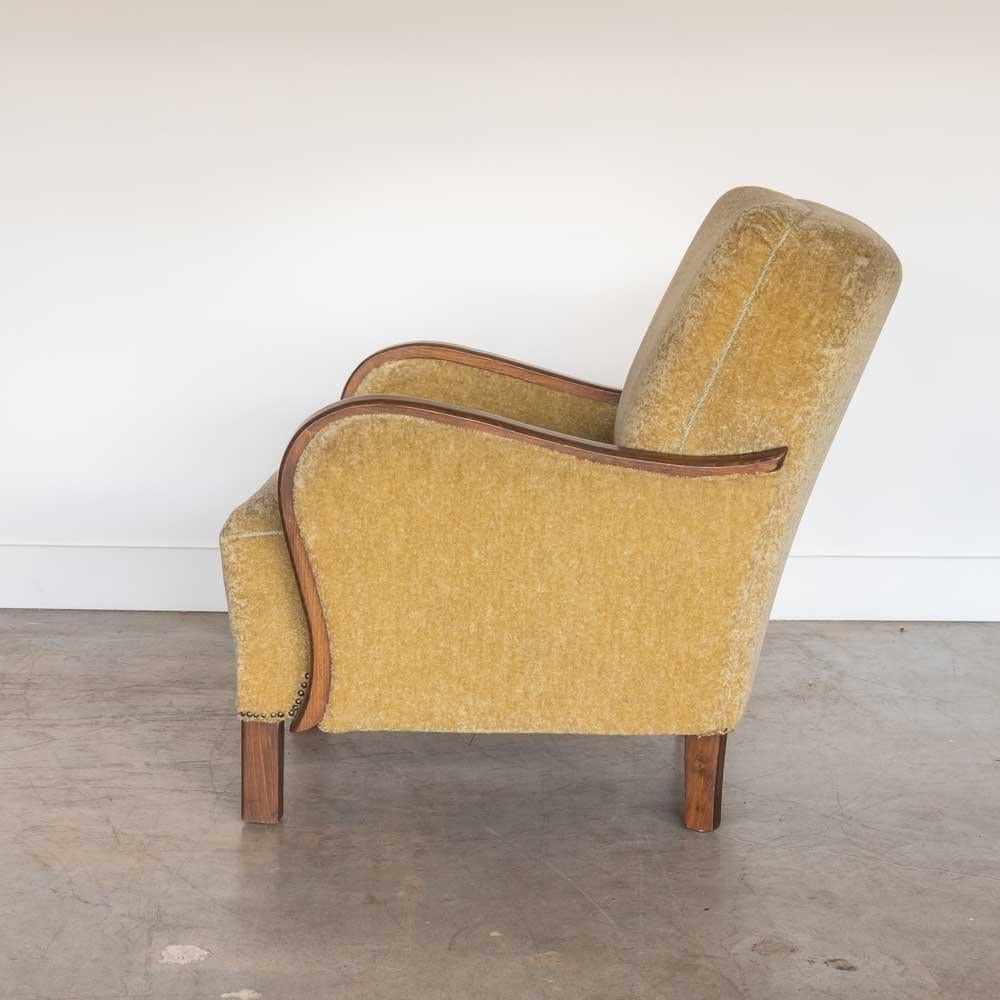 1930's French Armchair In Good Condition In Los Angeles, CA