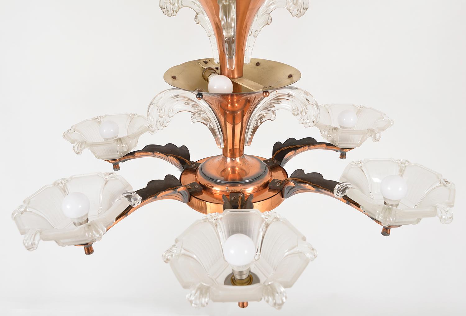 1930s French Art Deco 6-Arm Chandelier by Petitot and Ezan Copper and Glass For Sale 4