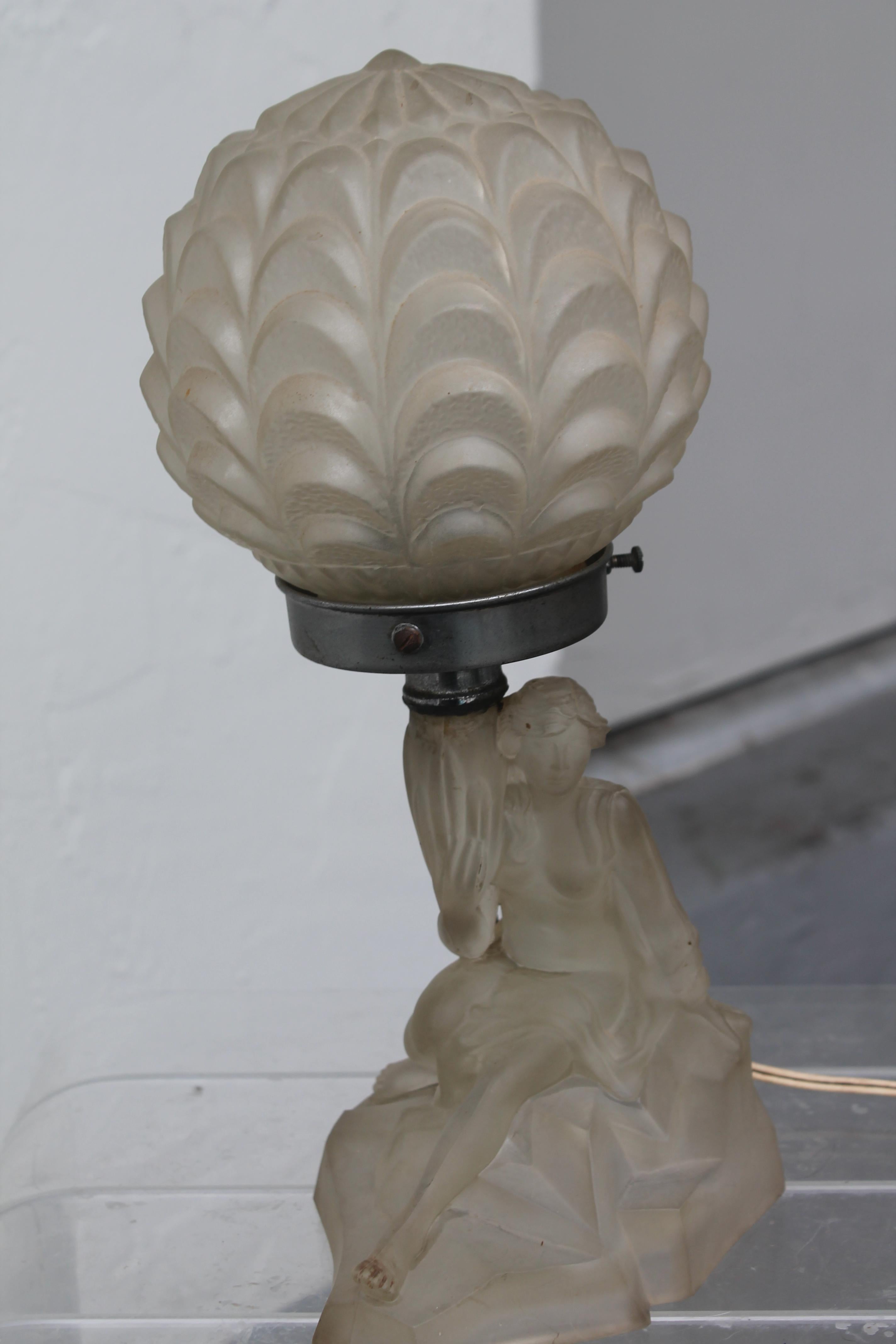 1930's French Art Deco Art Glass Figural Table Lamp - Designer For Sale 4