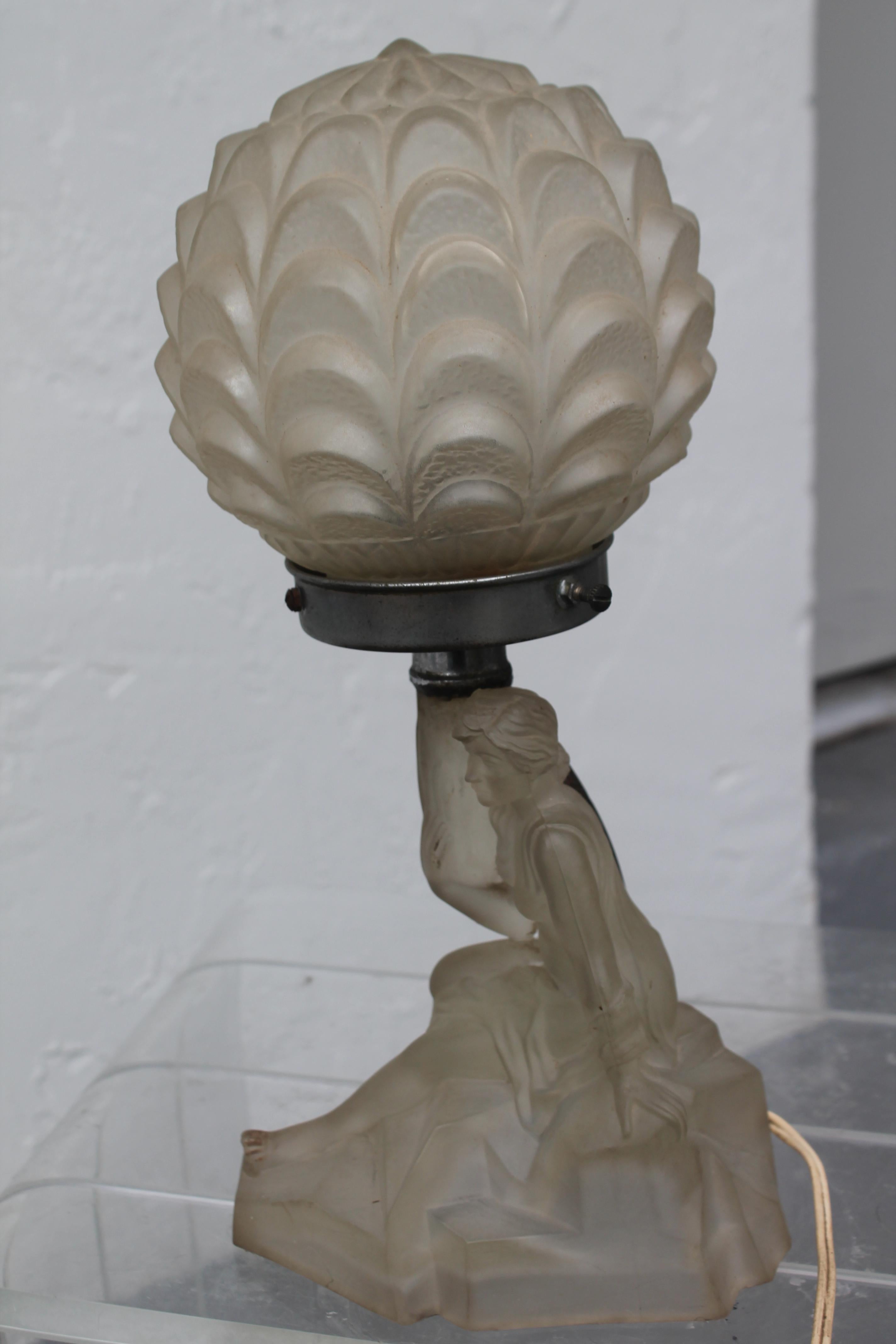 1930's French Art Deco Art Glass Figural Table Lamp - Designer