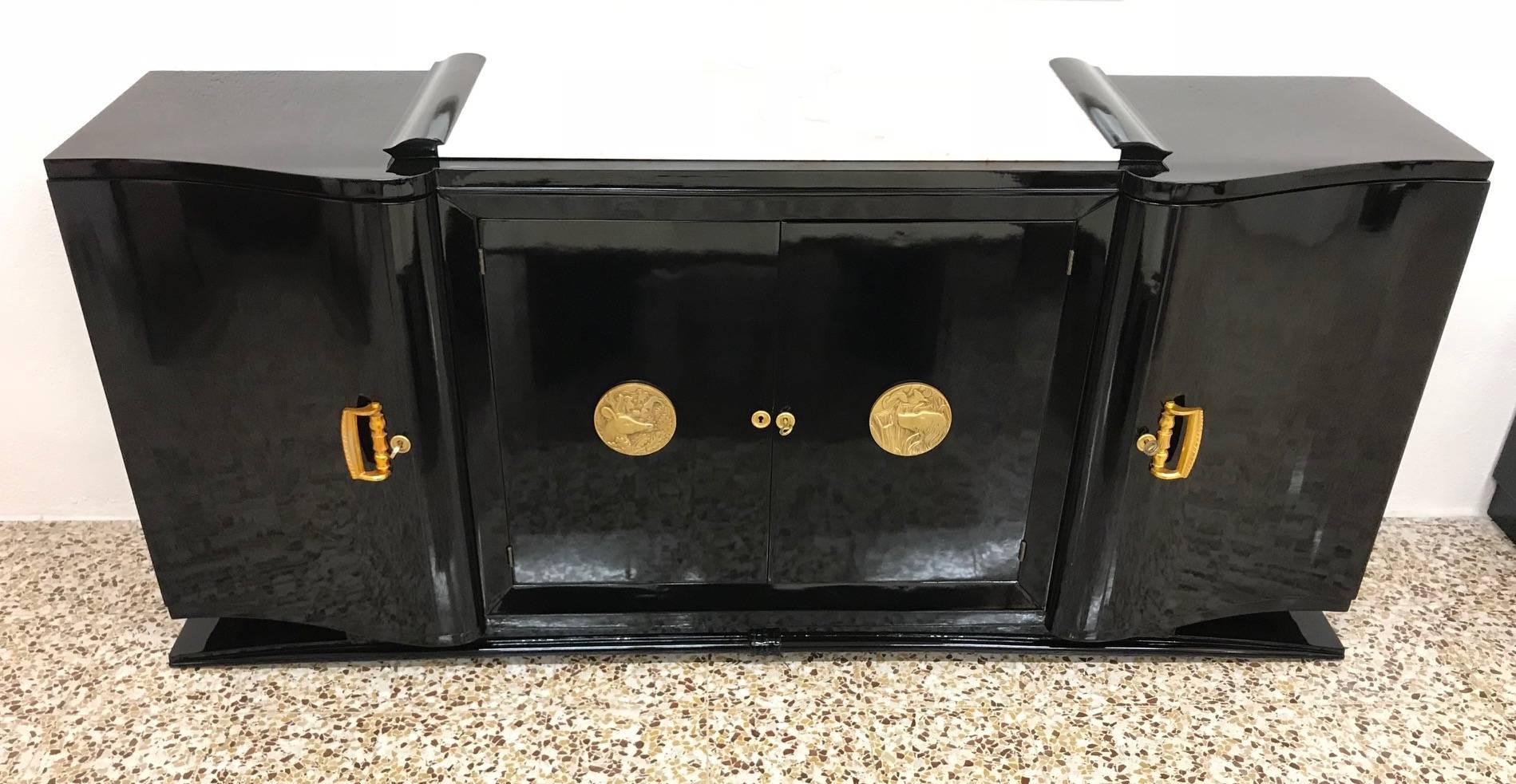 1930s French Art Deco Black Lacquered Sideboard In Excellent Condition In Meda, MB