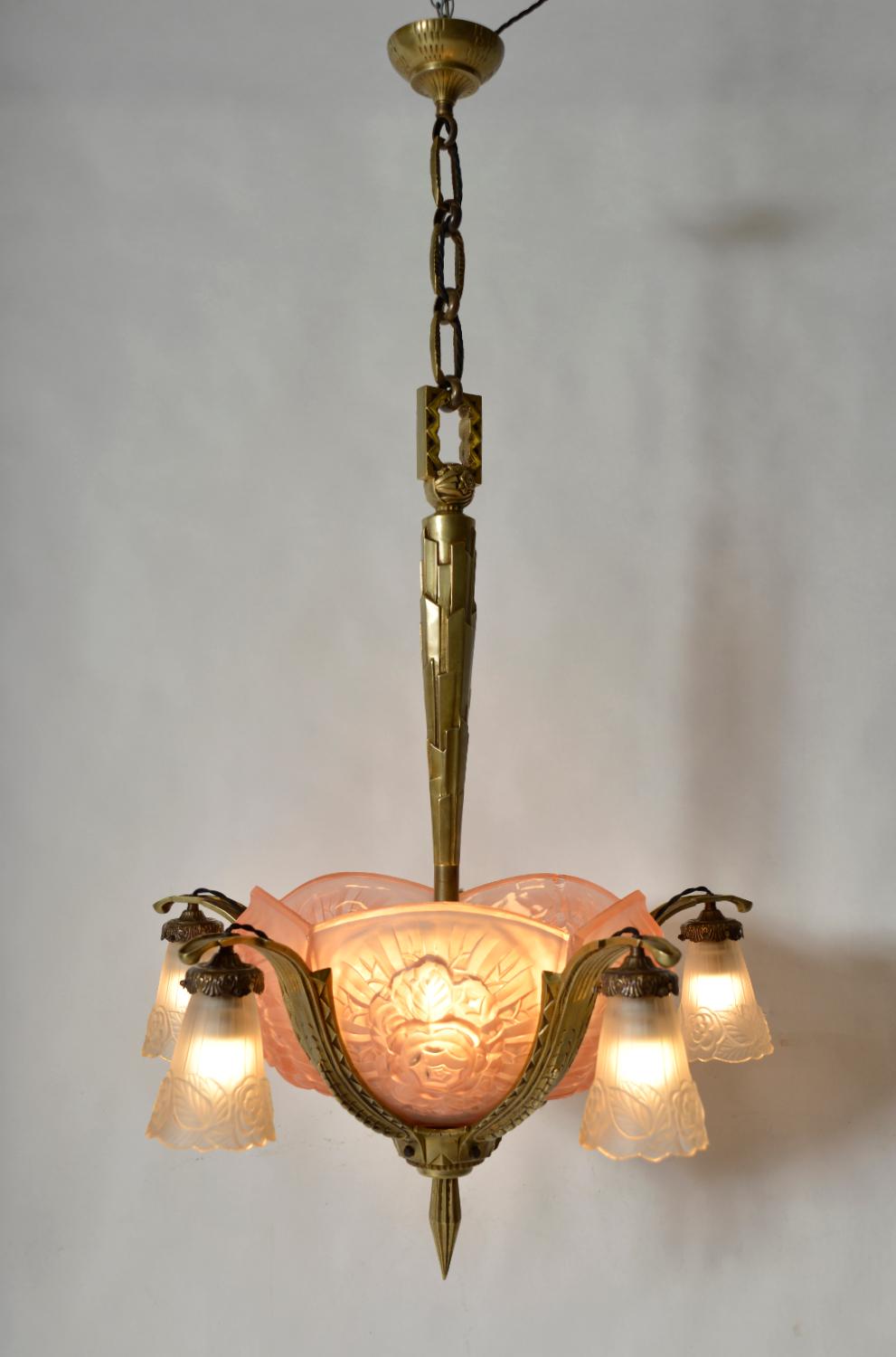 Lustre Art Déco français des années 1930 en laiton et verre Hettier & Vincent Freres Hanots en vente 7