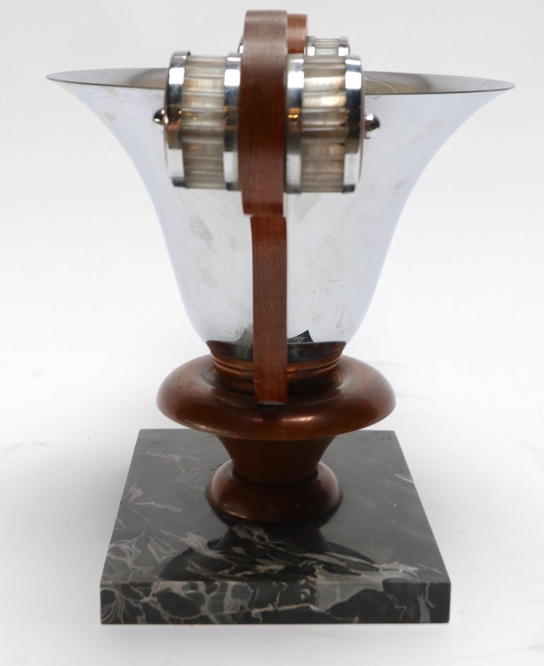 1930s French Art Deco Chrome and Copper Centerpiece on Marble Base For Sale 1