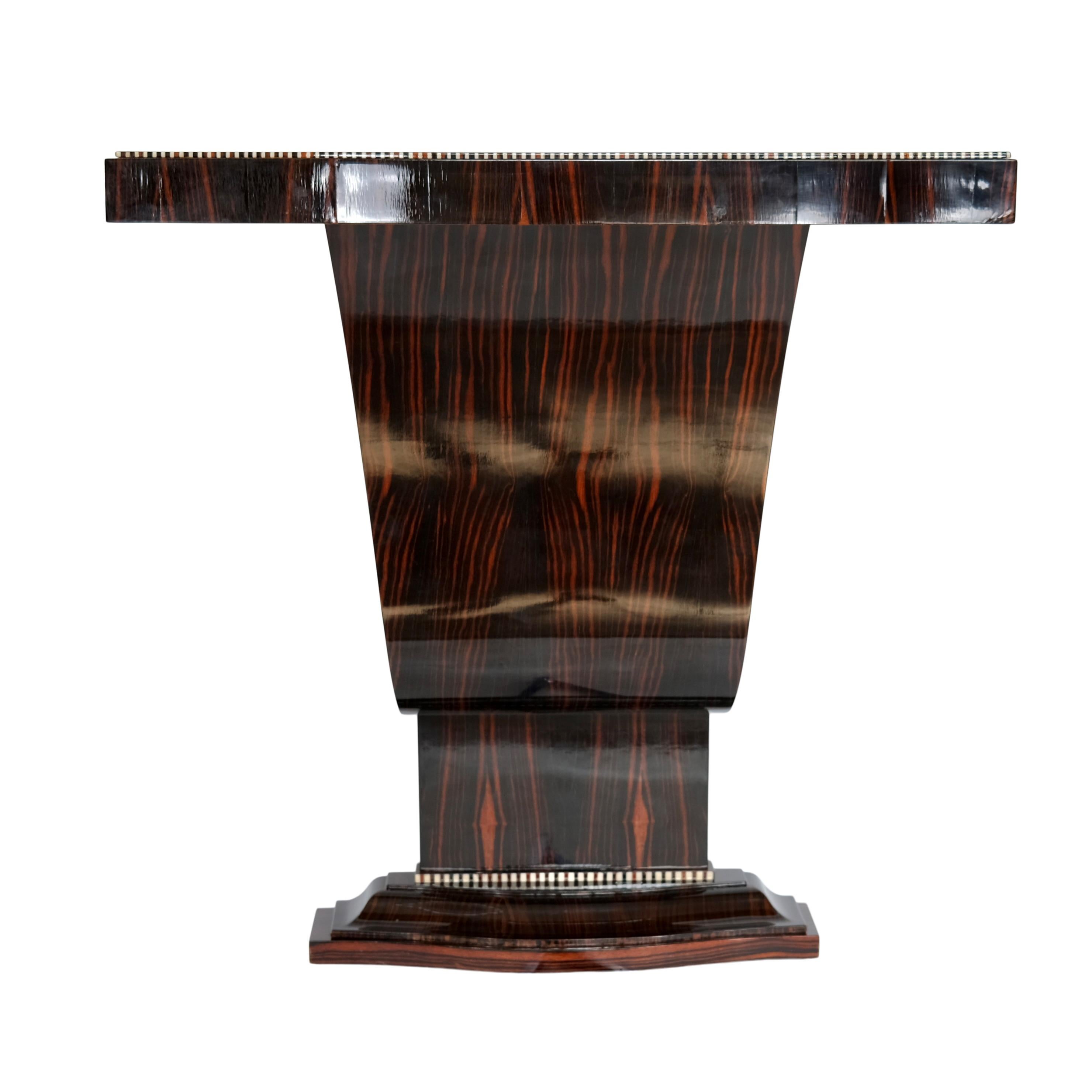 Lacquered 1930s French Art Deco Console Table in Macassar and Two-Tone Inlays For Sale