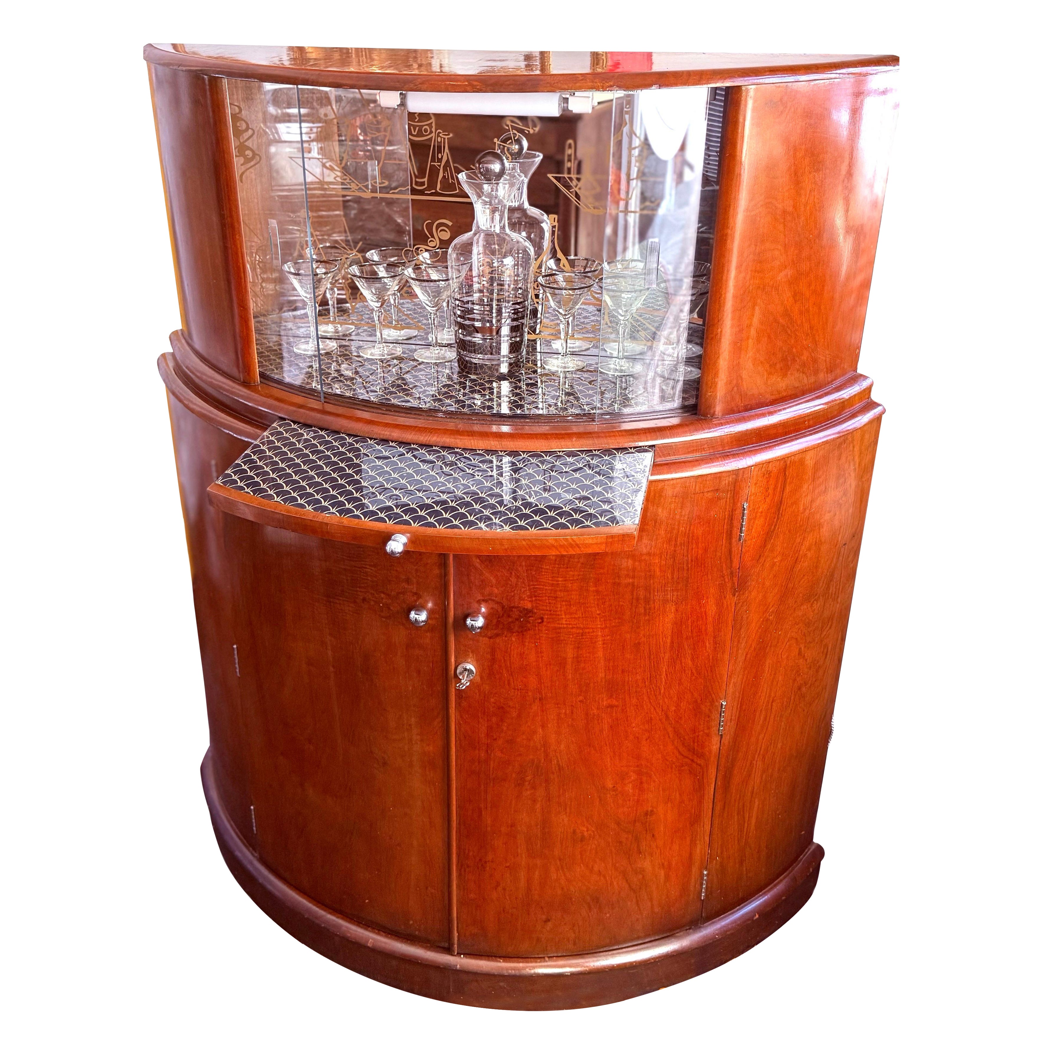 1930’s French Art Deco Demilune Bar or Cocktail Cabinet of Walnut