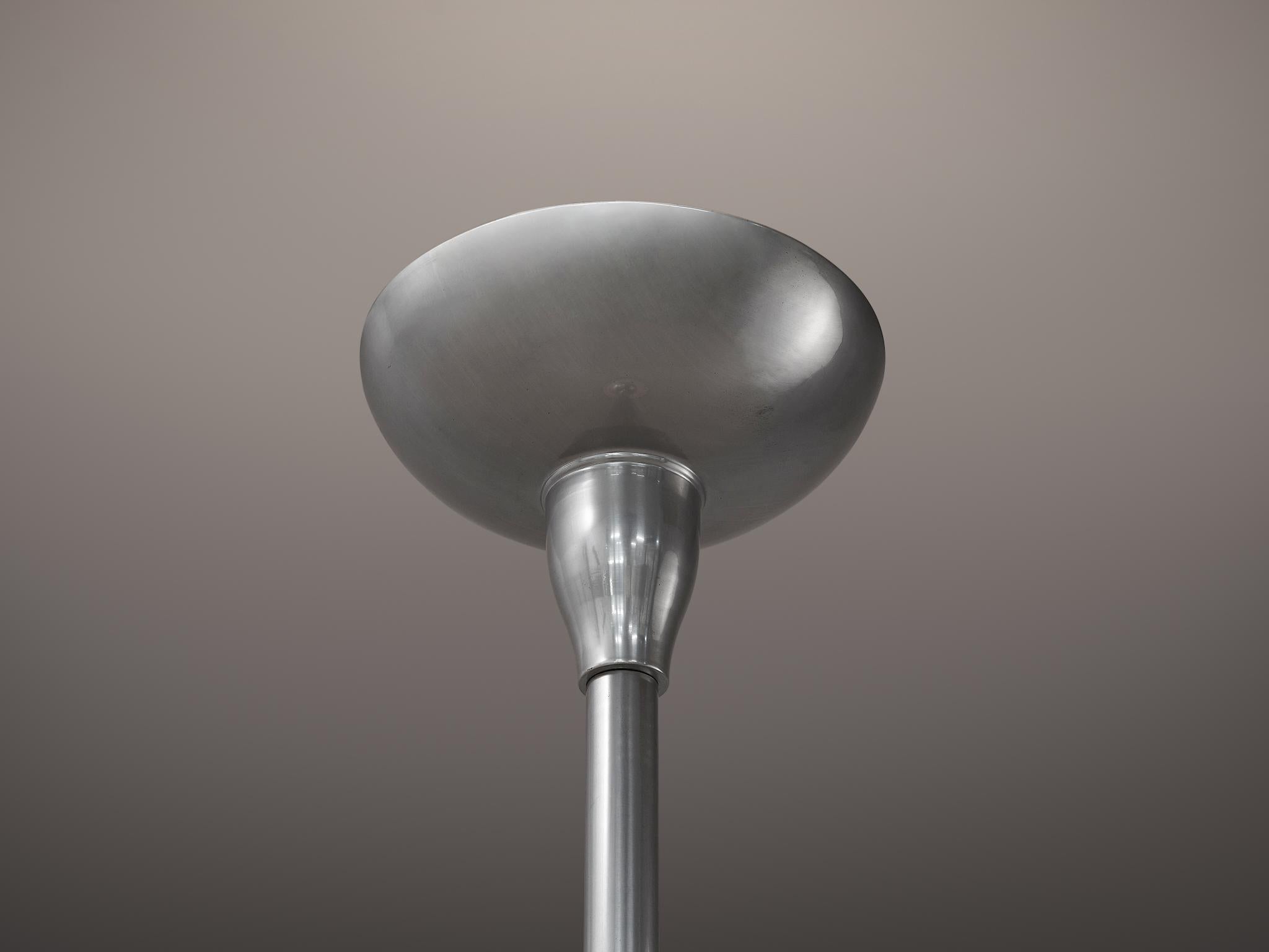 1930s French Art Deco Floor Lamp in Silver Aluminum In Good Condition For Sale In Waalwijk, NL