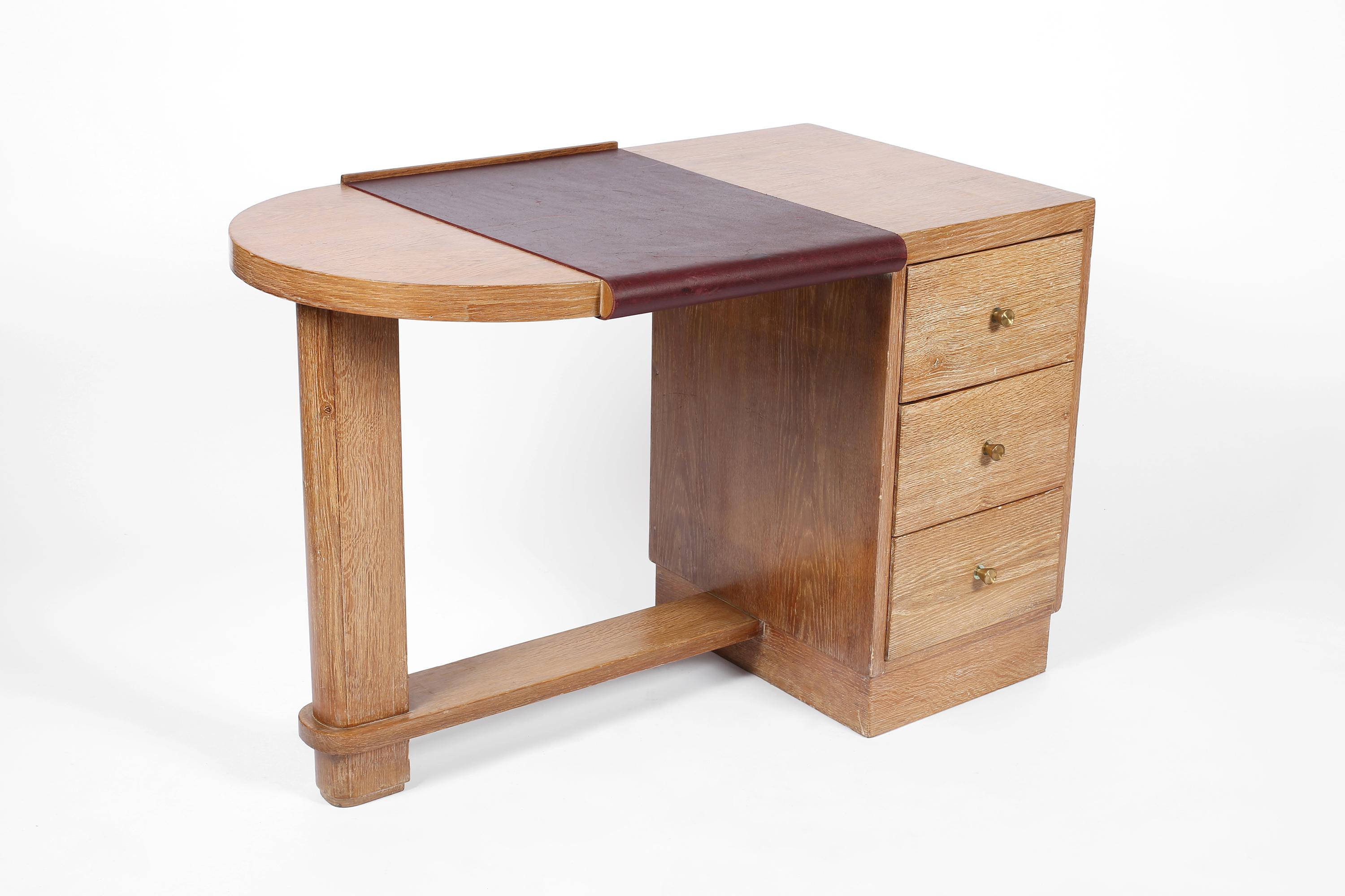 Mid-20th Century 1930s French Art Deco Limed Oak and Leather Desk in the manner of Jacques Adnet For Sale