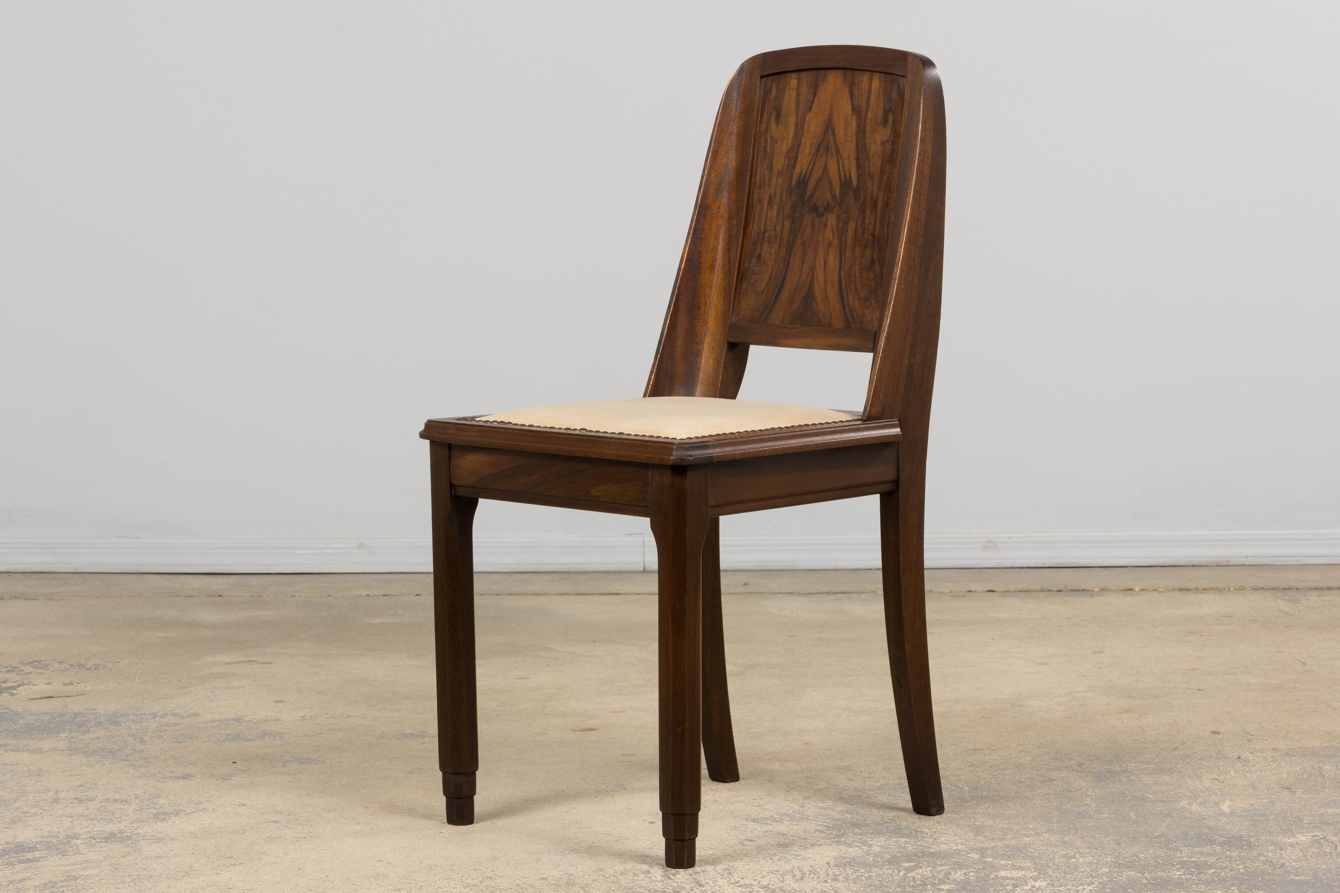 Sedie da pranzo Art Deco francese degli anni '30 in mogano con velluto beige - Set di 6 in vendita 5