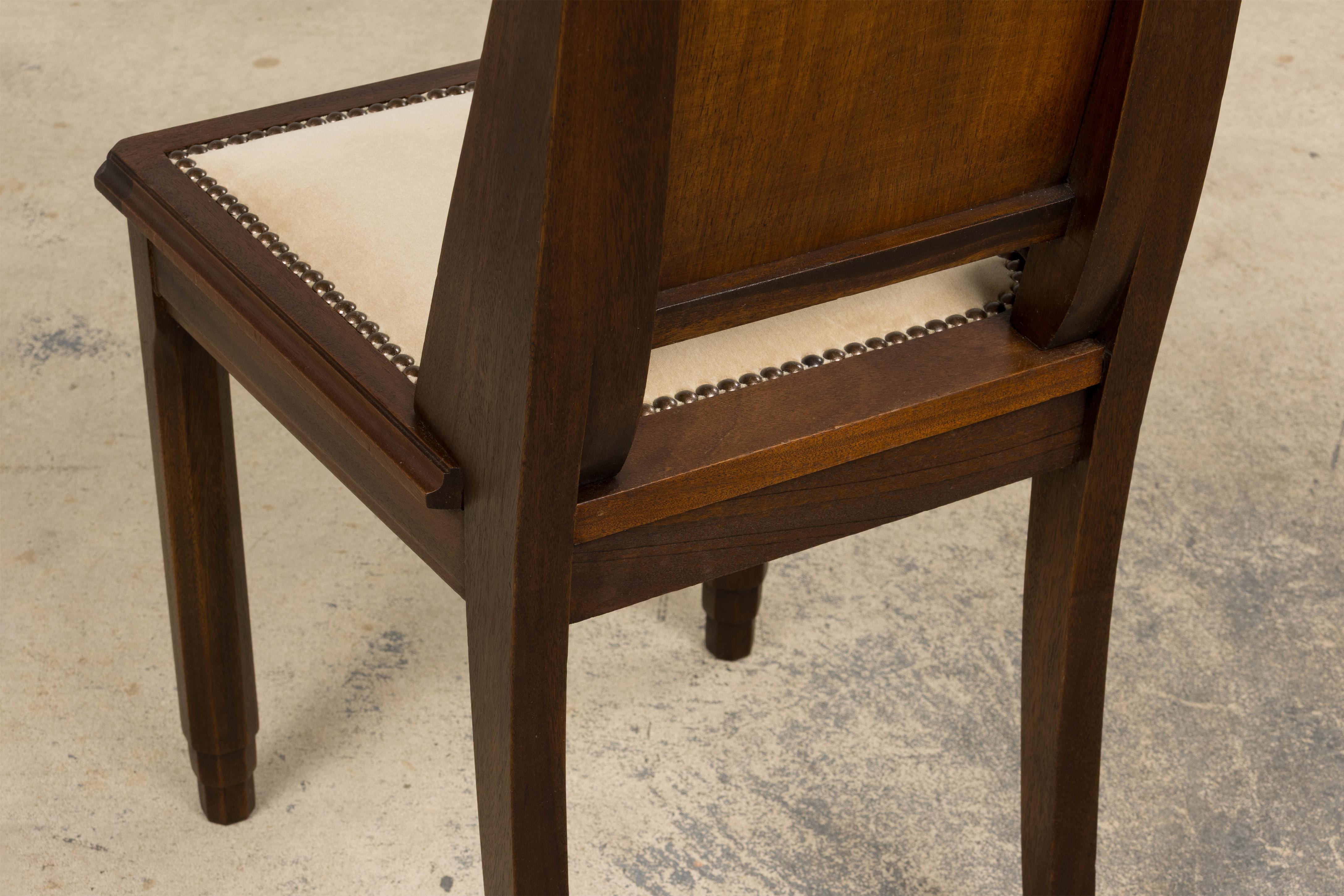 Sedie da pranzo Art Deco francese degli anni '30 in mogano con velluto beige - Set di 6 in vendita 8