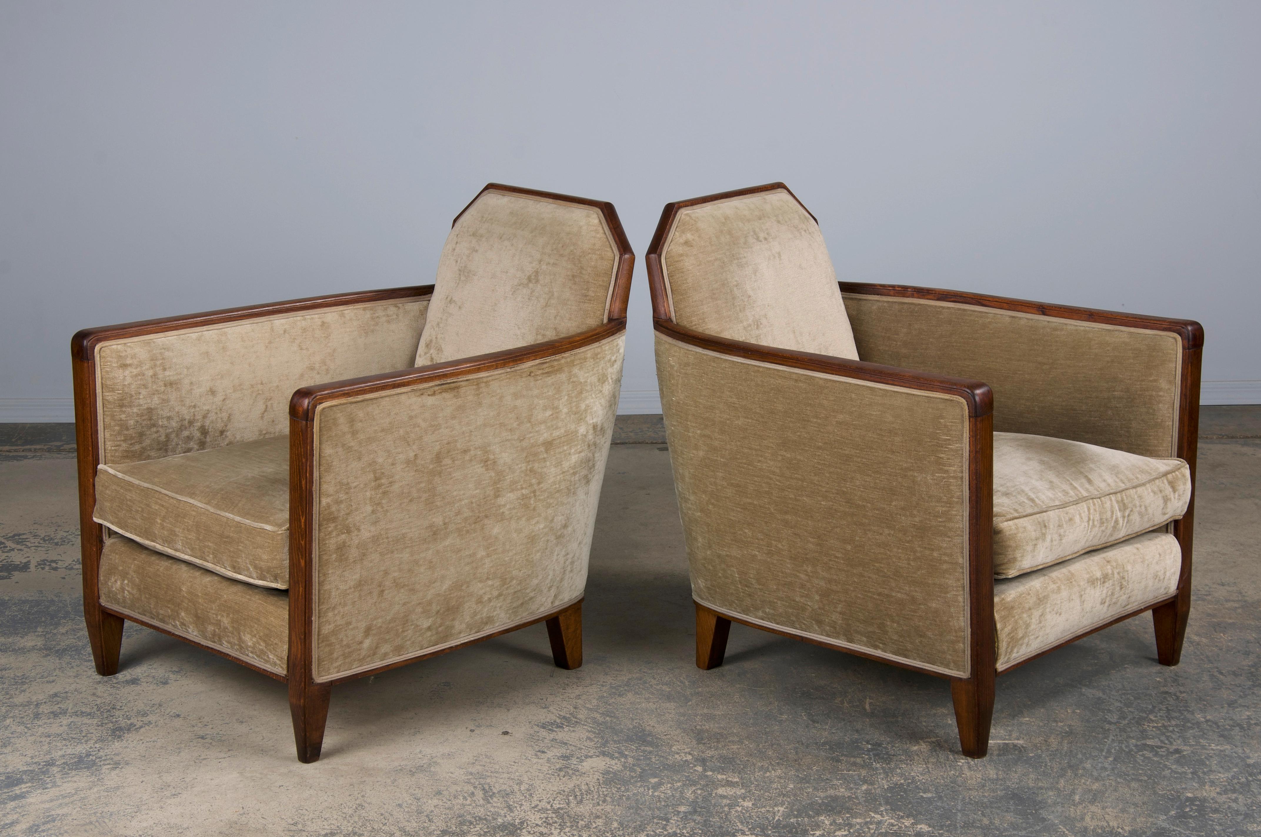 1930s French Art Deco Maple Club Chairs and Loveseat W/ Beige Velvet - Set of 3 10