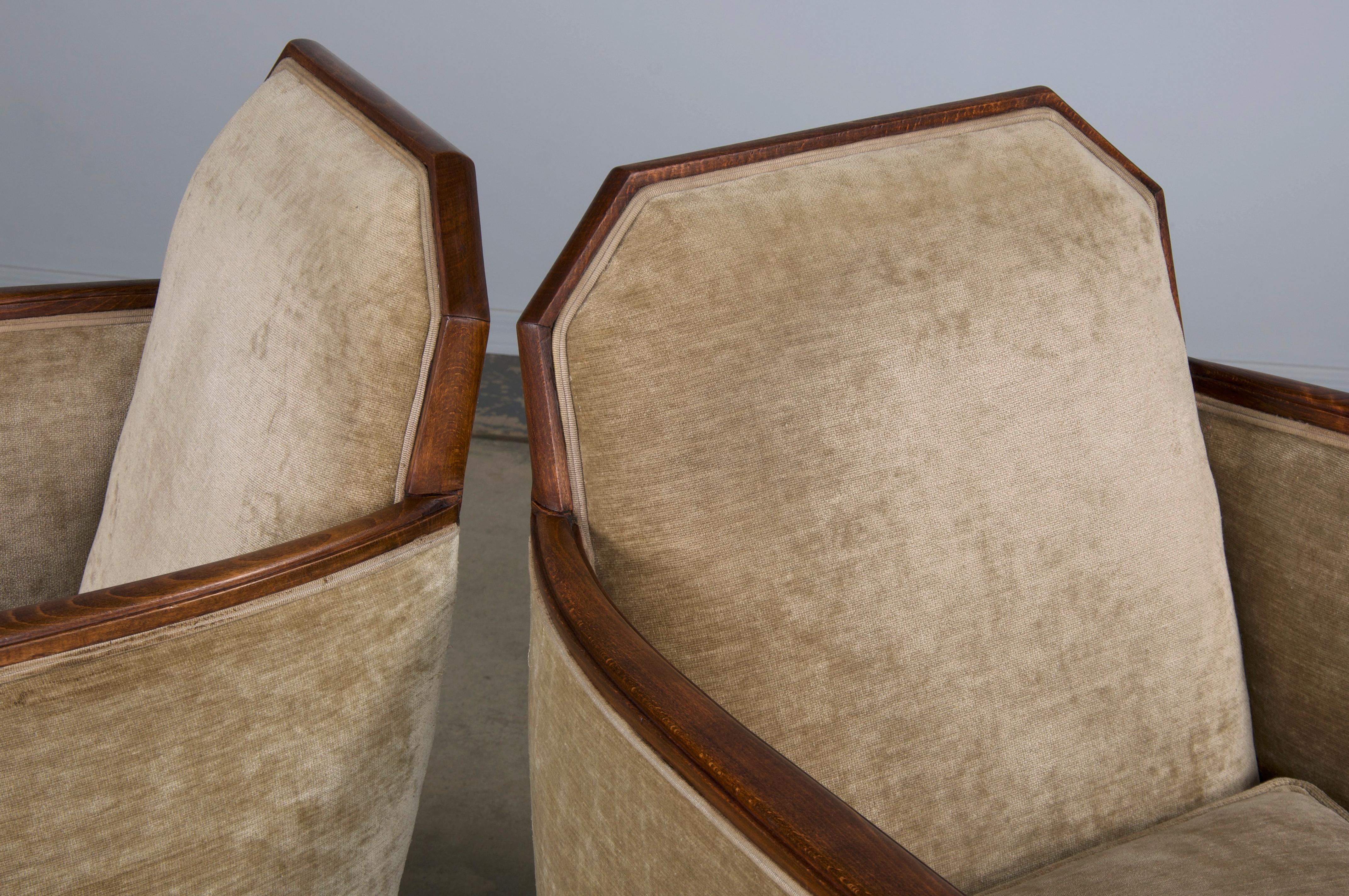 1930s French Art Deco Maple Club Chairs and Loveseat W/ Beige Velvet - Set of 3 11