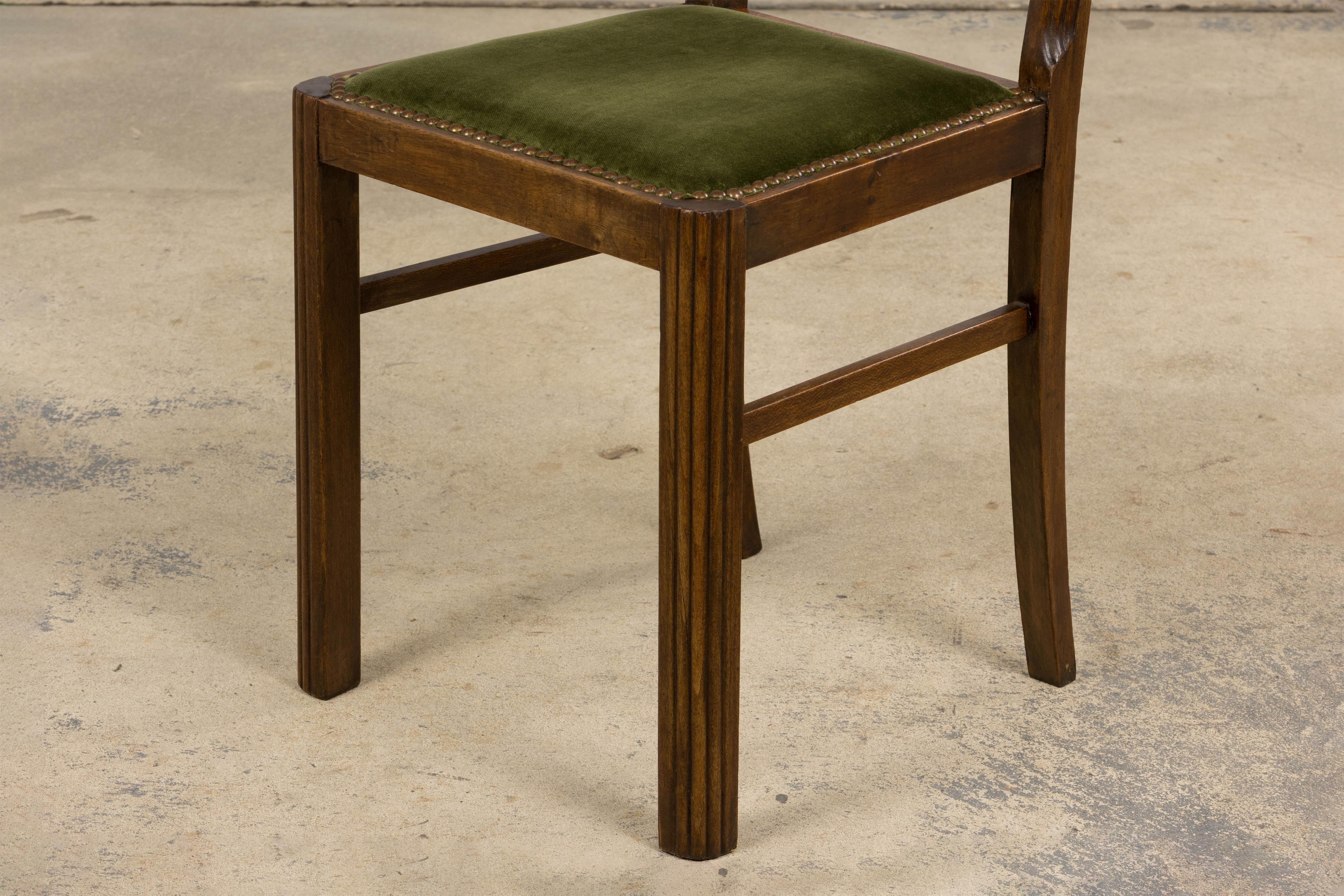 Chaises de salle à manger en érable Art Deco français des années 1930 avec velours vert olive - Lot de 6 en vente 3
