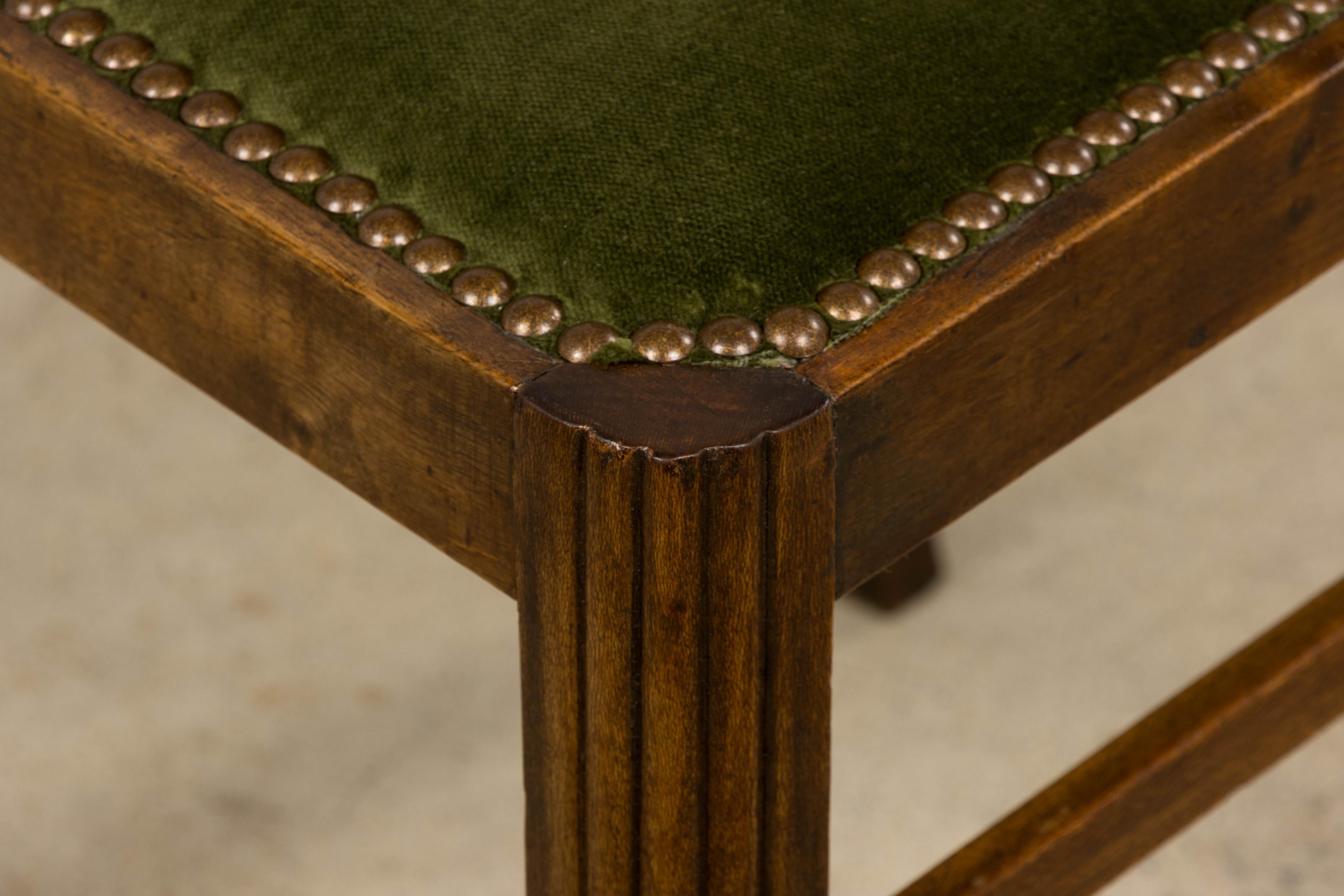 Chaises de salle à manger en érable Art Deco français des années 1930 avec velours vert olive - Lot de 6 en vente 8