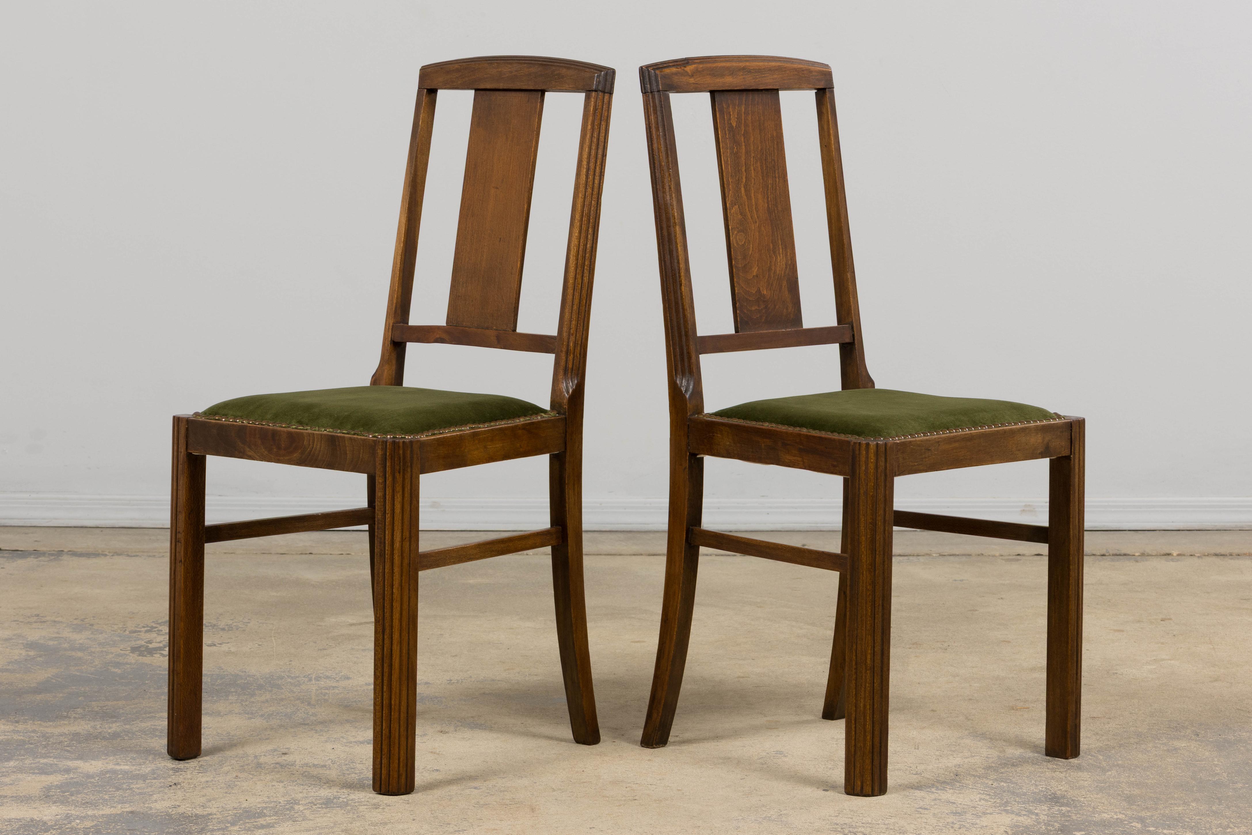 Chaises de salle à manger en érable Art Deco français des années 1930 avec velours vert olive - Lot de 6 en vente 9