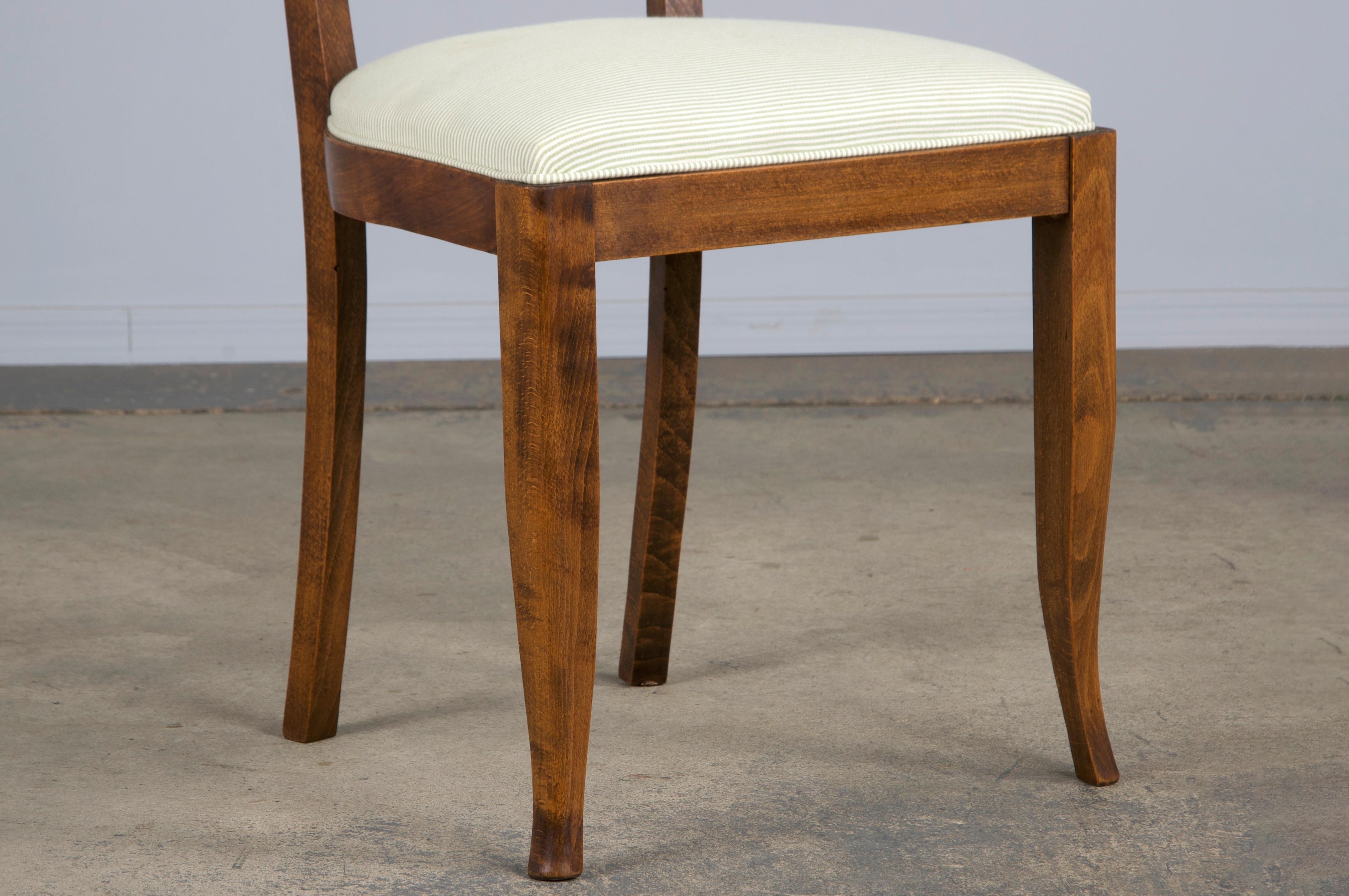 XX secolo Sedie da pranzo francesi Art Déco anni '30 in acero con tessuto a righe - Set di 6 in vendita
