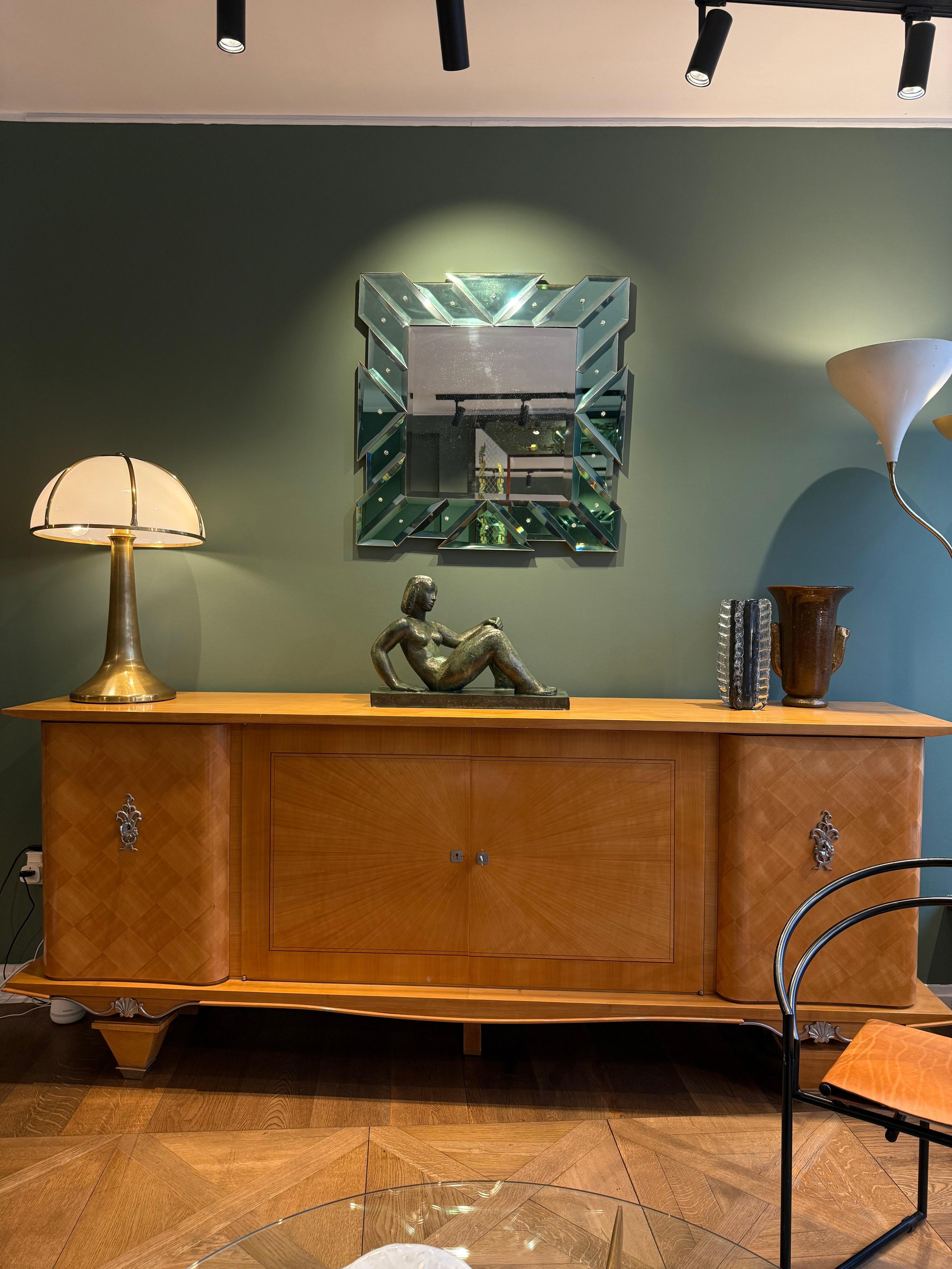 1930s French Art Deco Maple Sideboard with Chrome-Plated Details For Sale 4