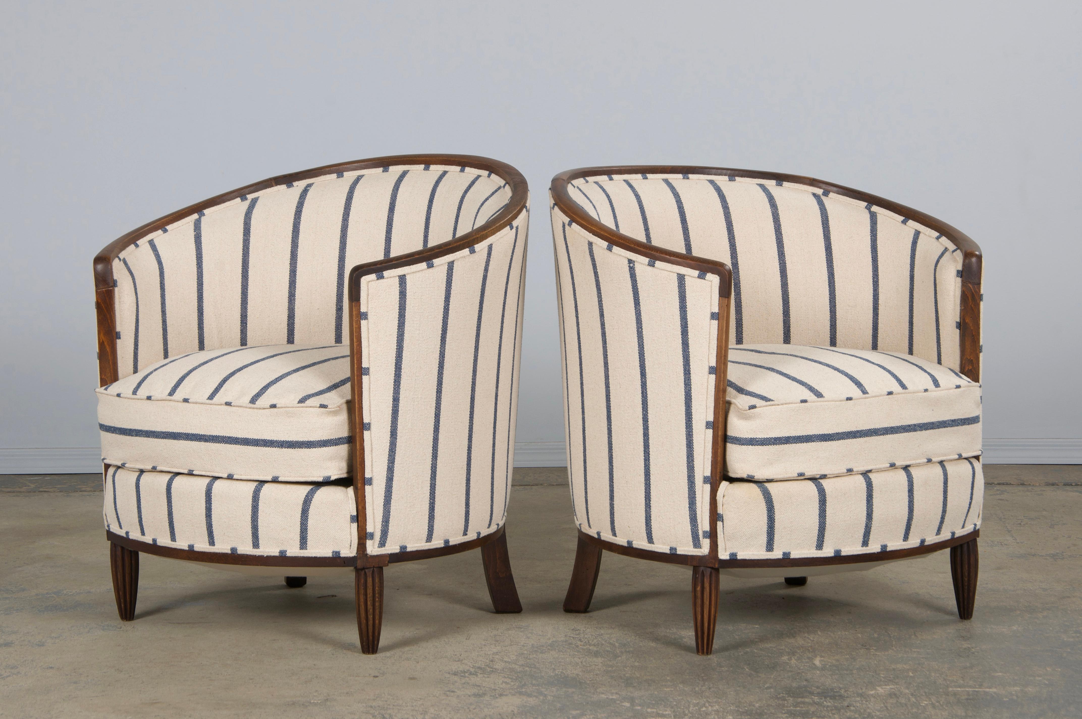 1930s French Art Deco Maple Tub Chairs in Striped Fabric - A Pair 7