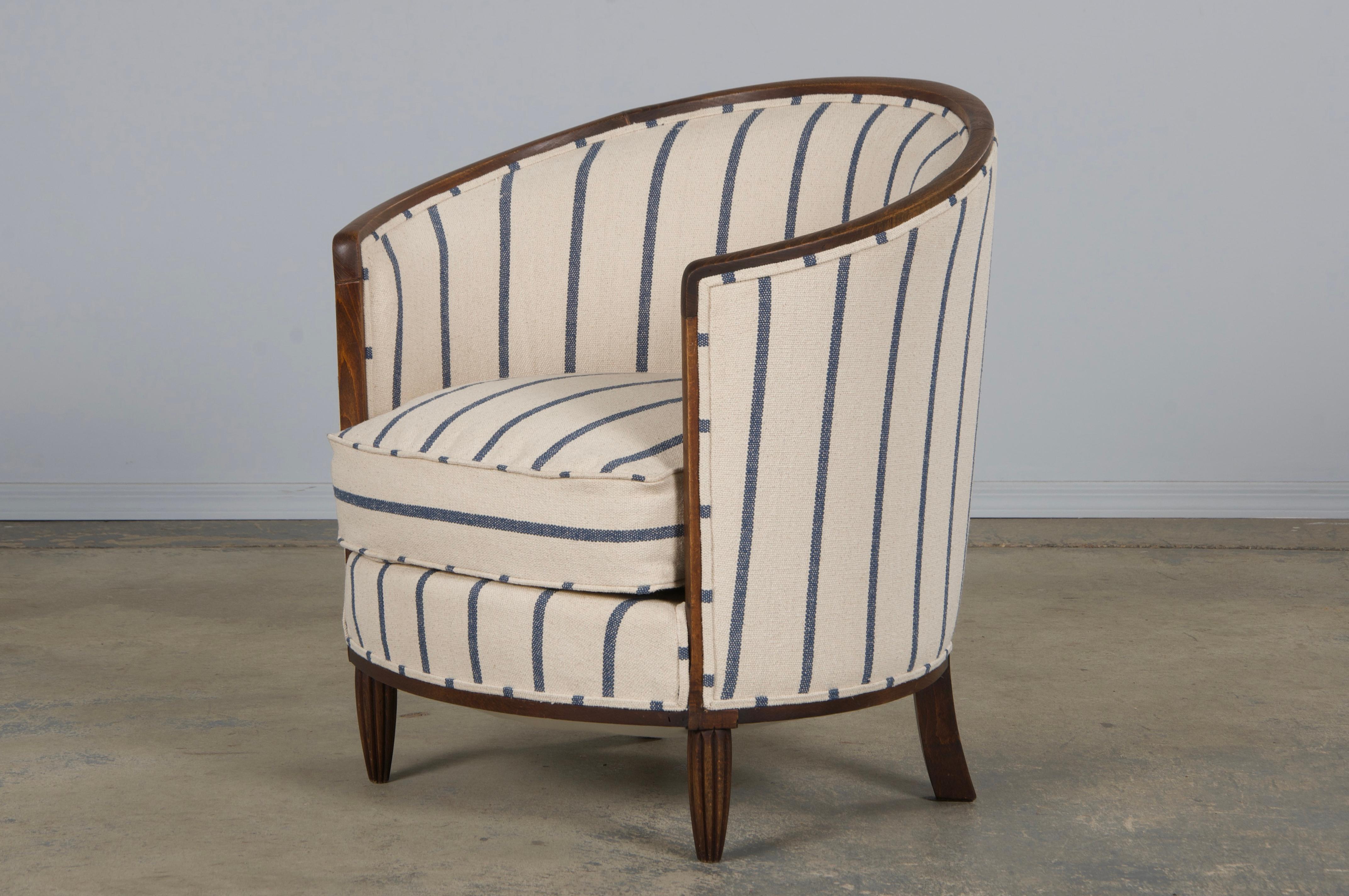 1930s French Art Deco Maple Tub Chairs in Striped Fabric - A Pair 8
