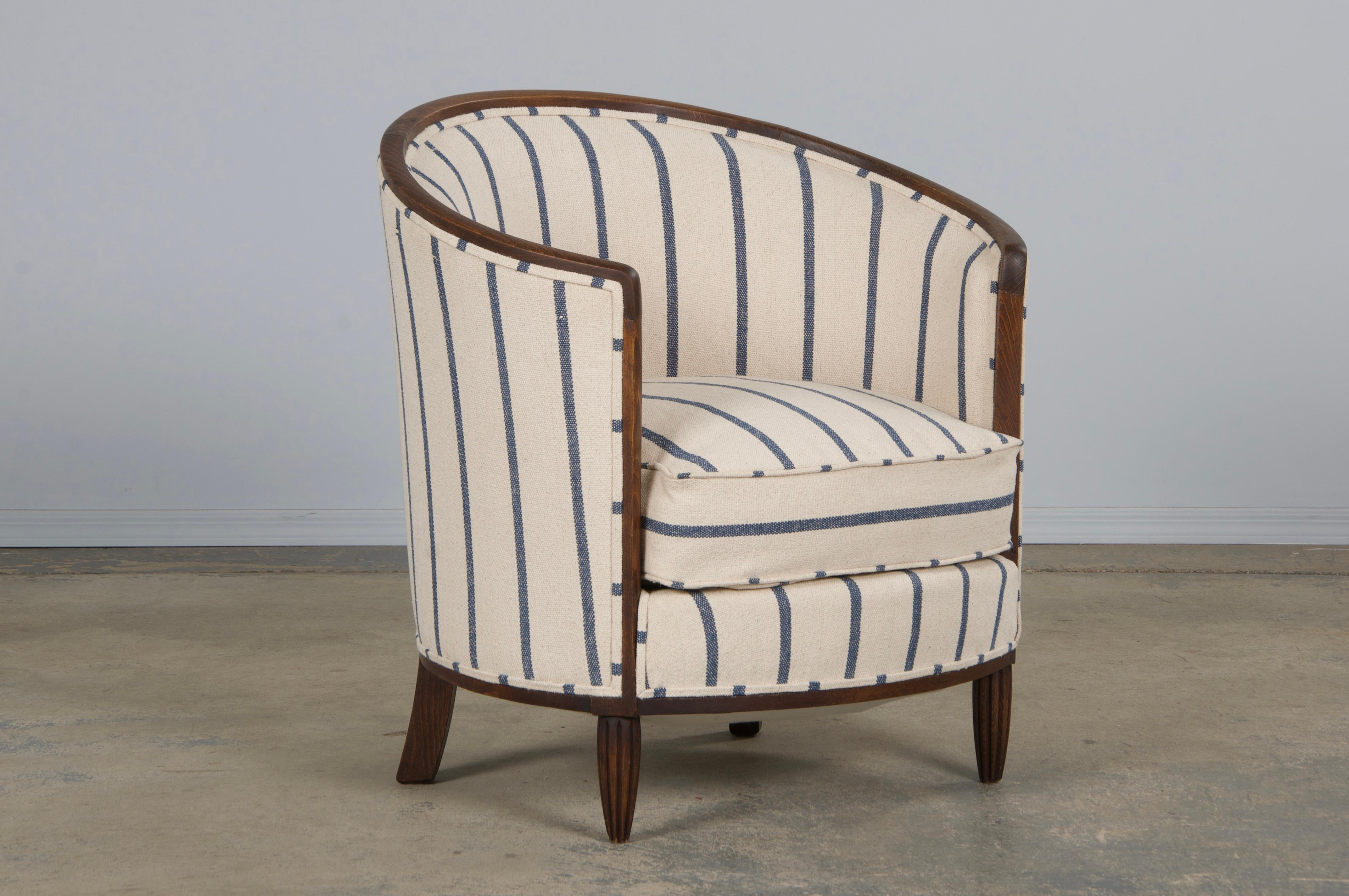 20th Century 1930s French Art Deco Maple Tub Chairs in Striped Fabric - A Pair