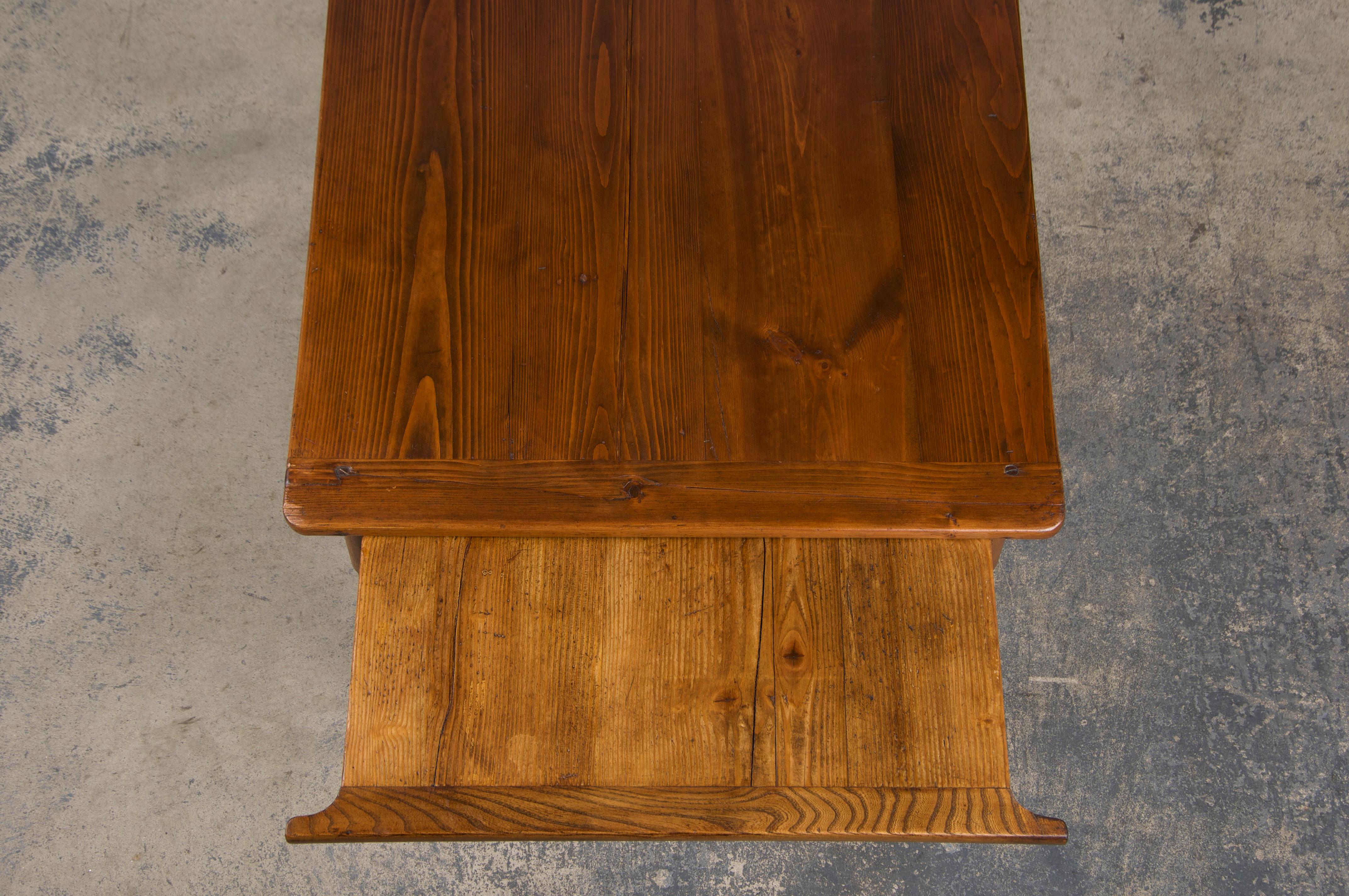 Mesa de granja de madera mixta Art Decó francesa de los años 30 en venta 5