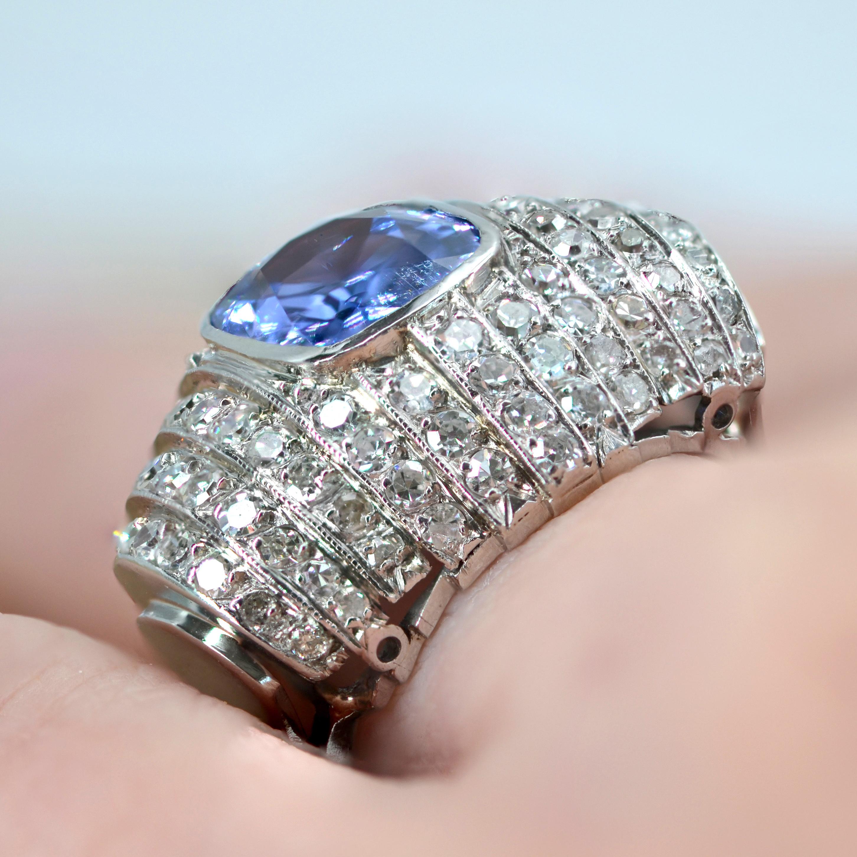 French Late Art Deco Natural Ceylan Sapphire Diamonds Platinum Ring For Sale 7