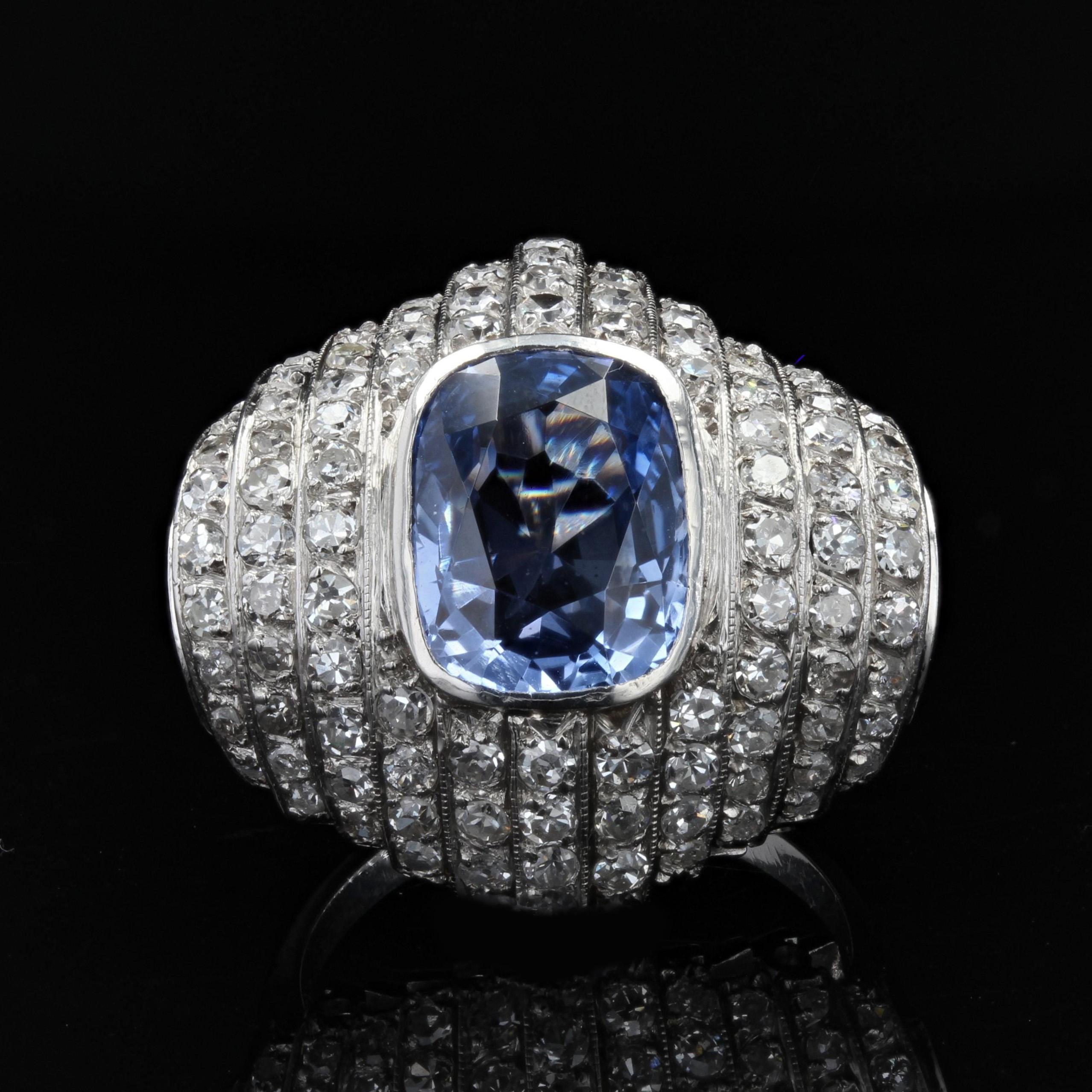 Cushion Cut French Late Art Deco Natural Ceylan Sapphire Diamonds Platinum Ring For Sale
