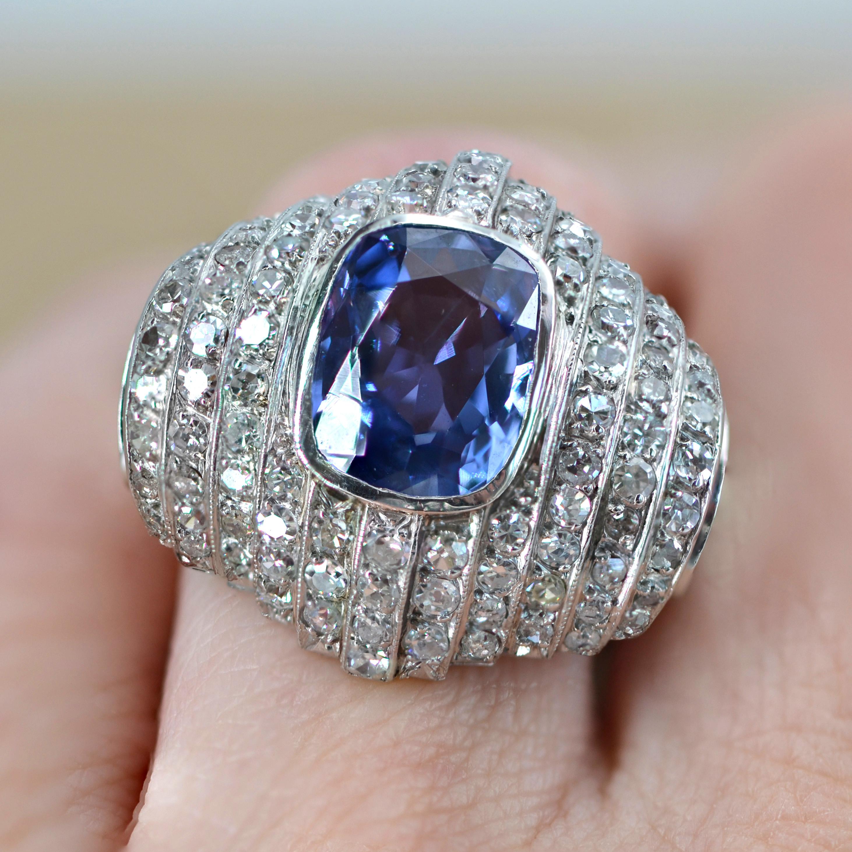 French Late Art Deco Natural Ceylan Sapphire Diamonds Platinum Ring For Sale 2