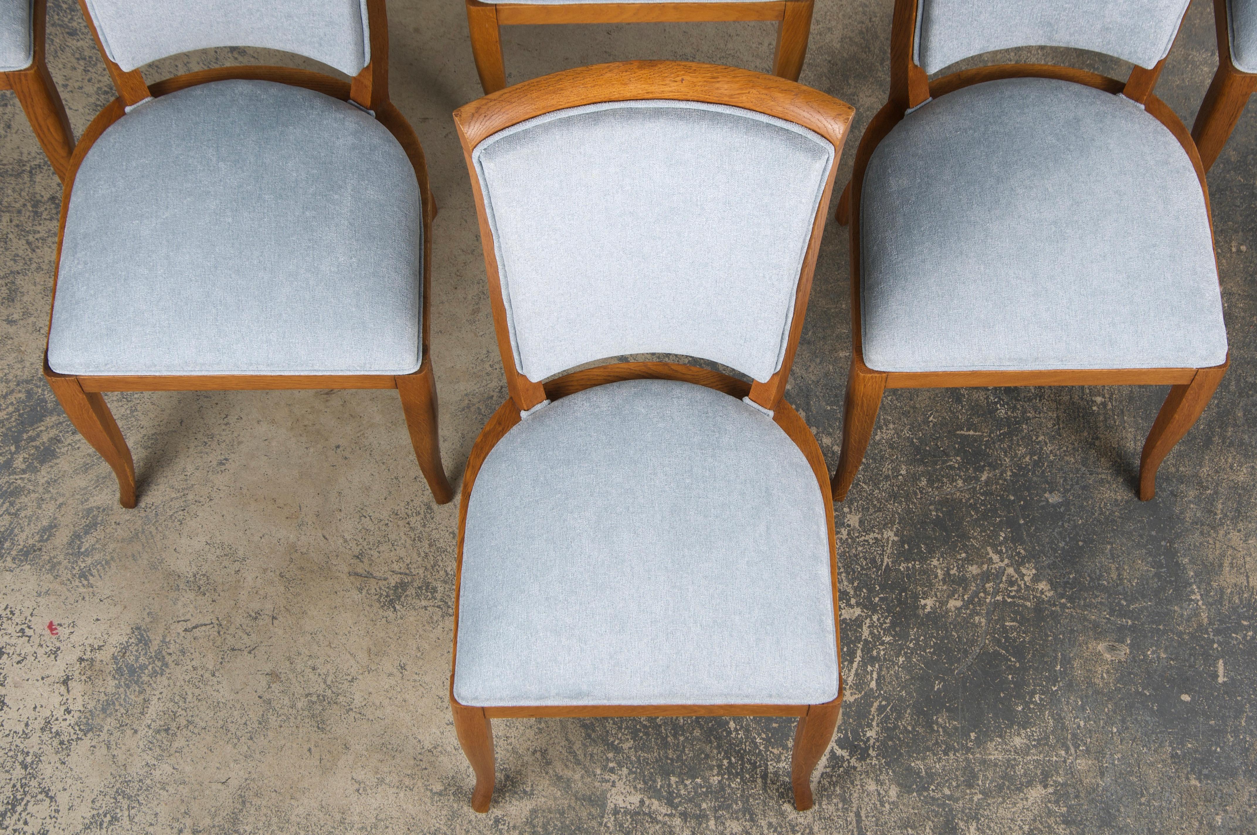 1930s French Art Deco Oak Dining Chairs in Dusty Blue Chenille - Set of 6 In Good Condition For Sale In Astoria, NY