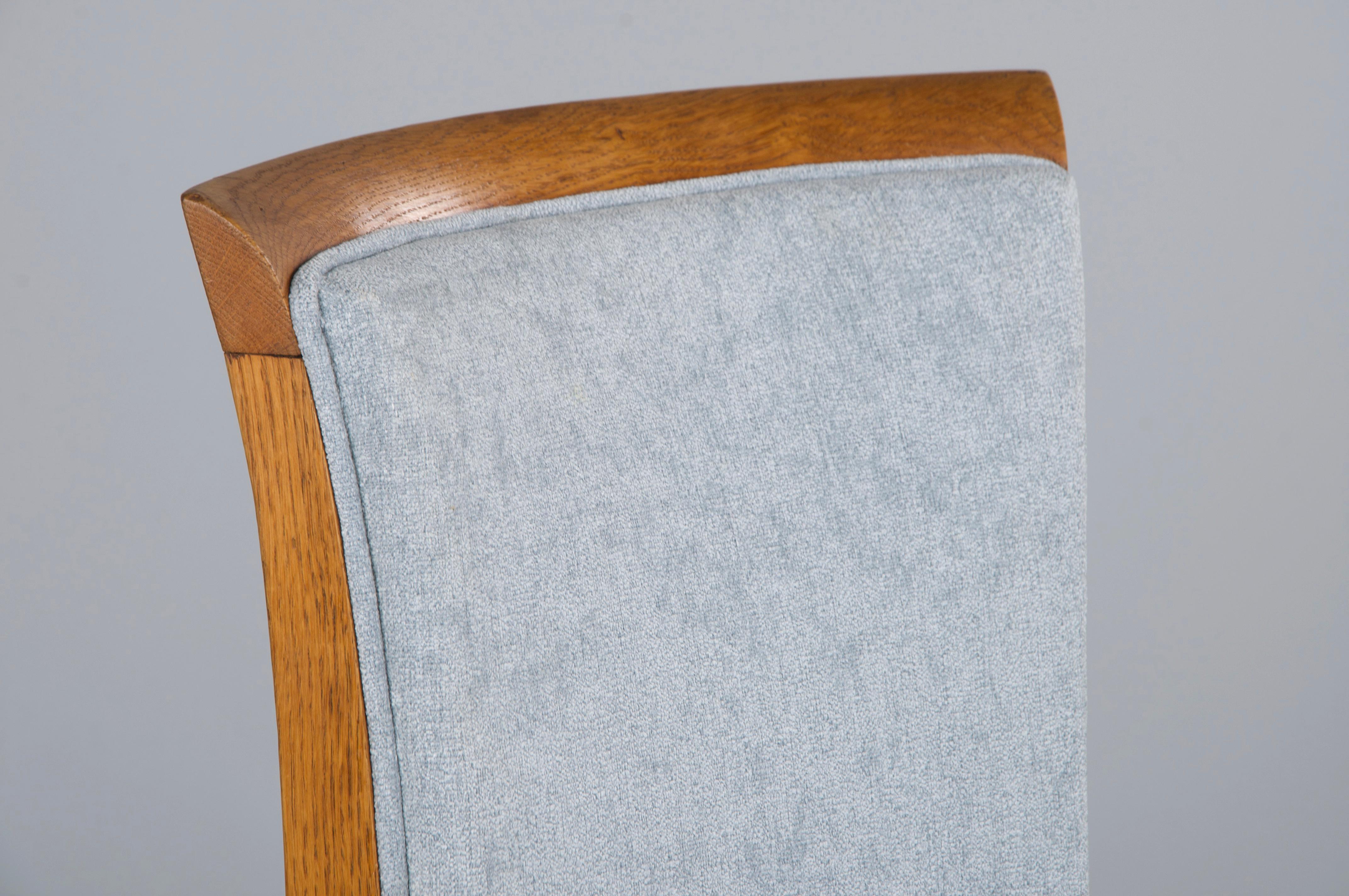 1930s French Art Deco Oak Dining Chairs in Dusty Blue Chenille - Set of 6 For Sale 3