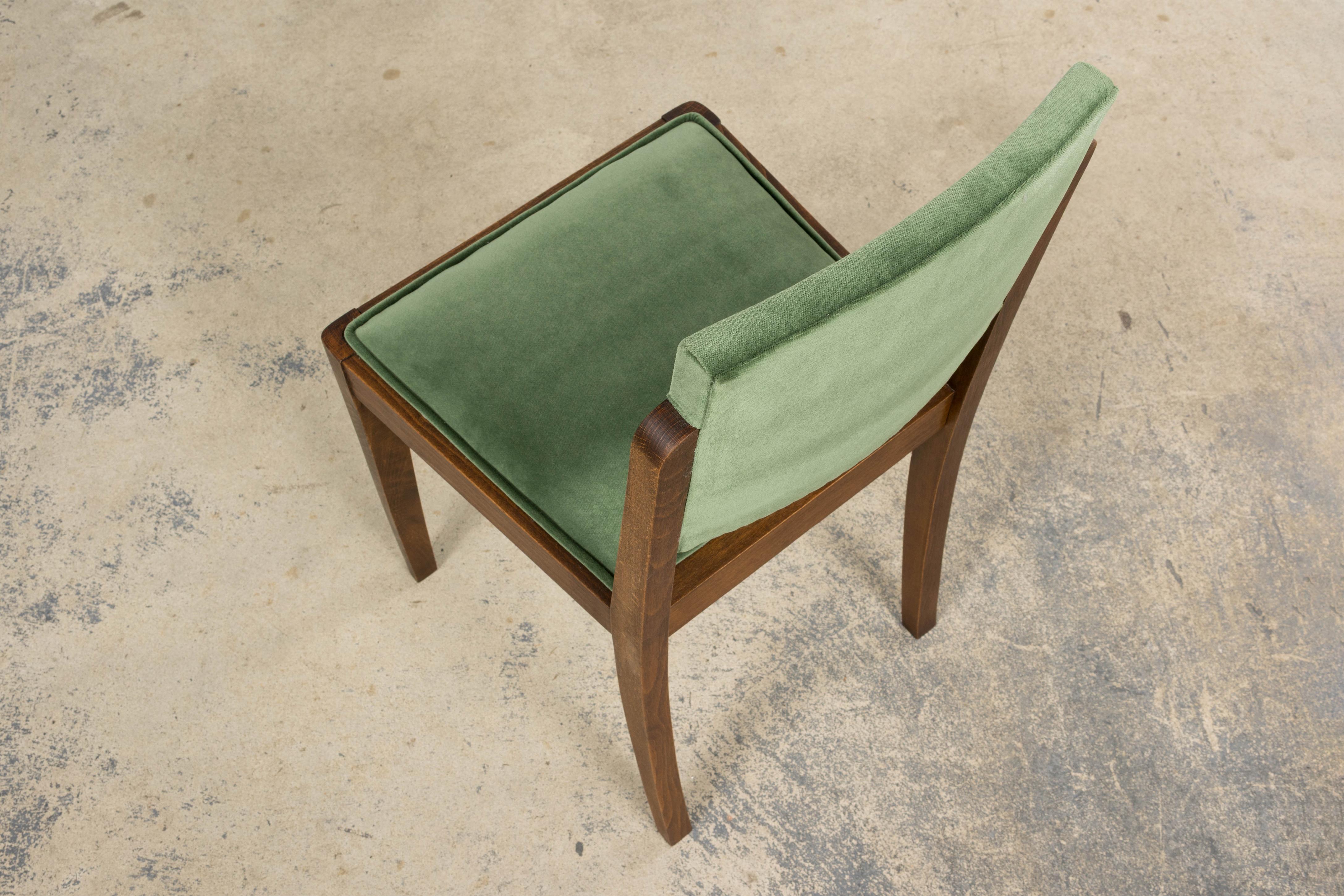 Französische Art-Déco-Esszimmerstühle aus Eichenholz aus den 1930er Jahren mit grünem Samt - 6er-Set im Angebot 8