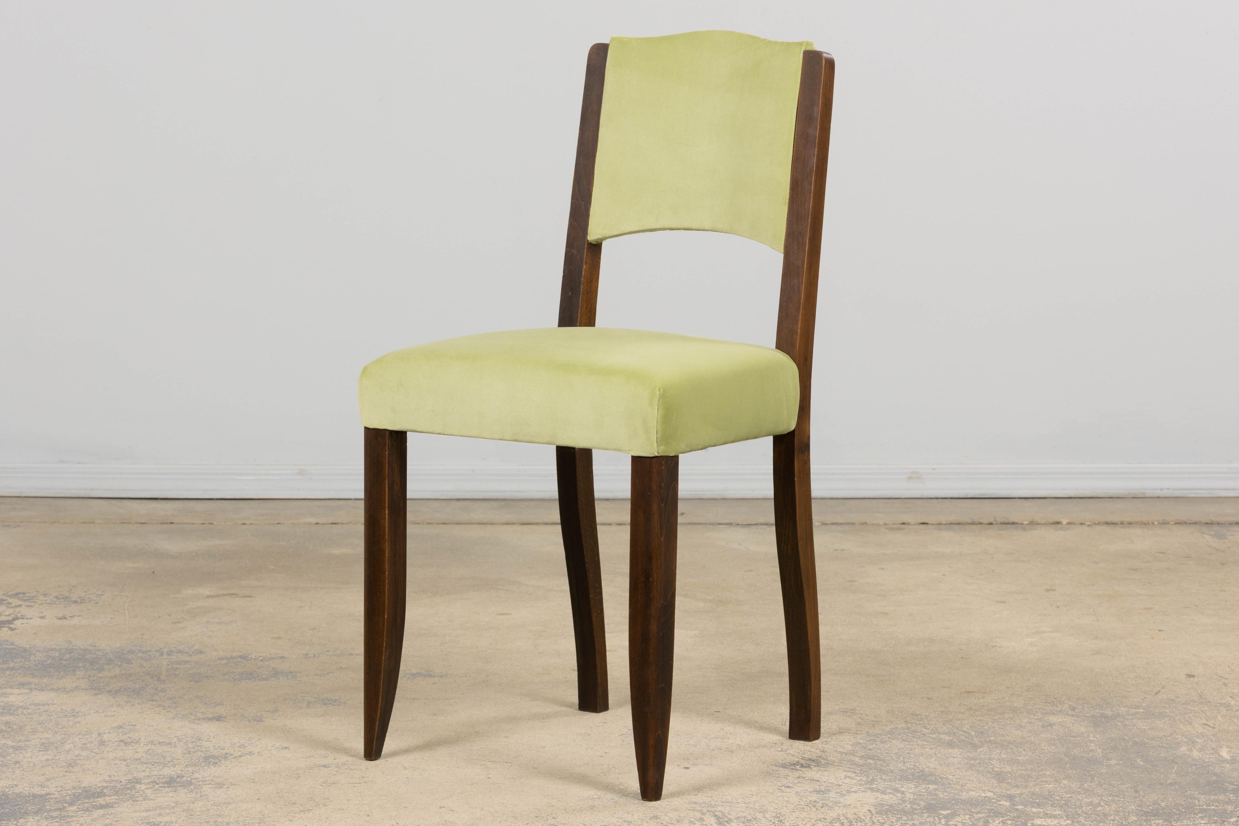 1930s French Art Deco Oak Dining Chairs in Laurel Green Velvet - Set of 6 im Angebot 9