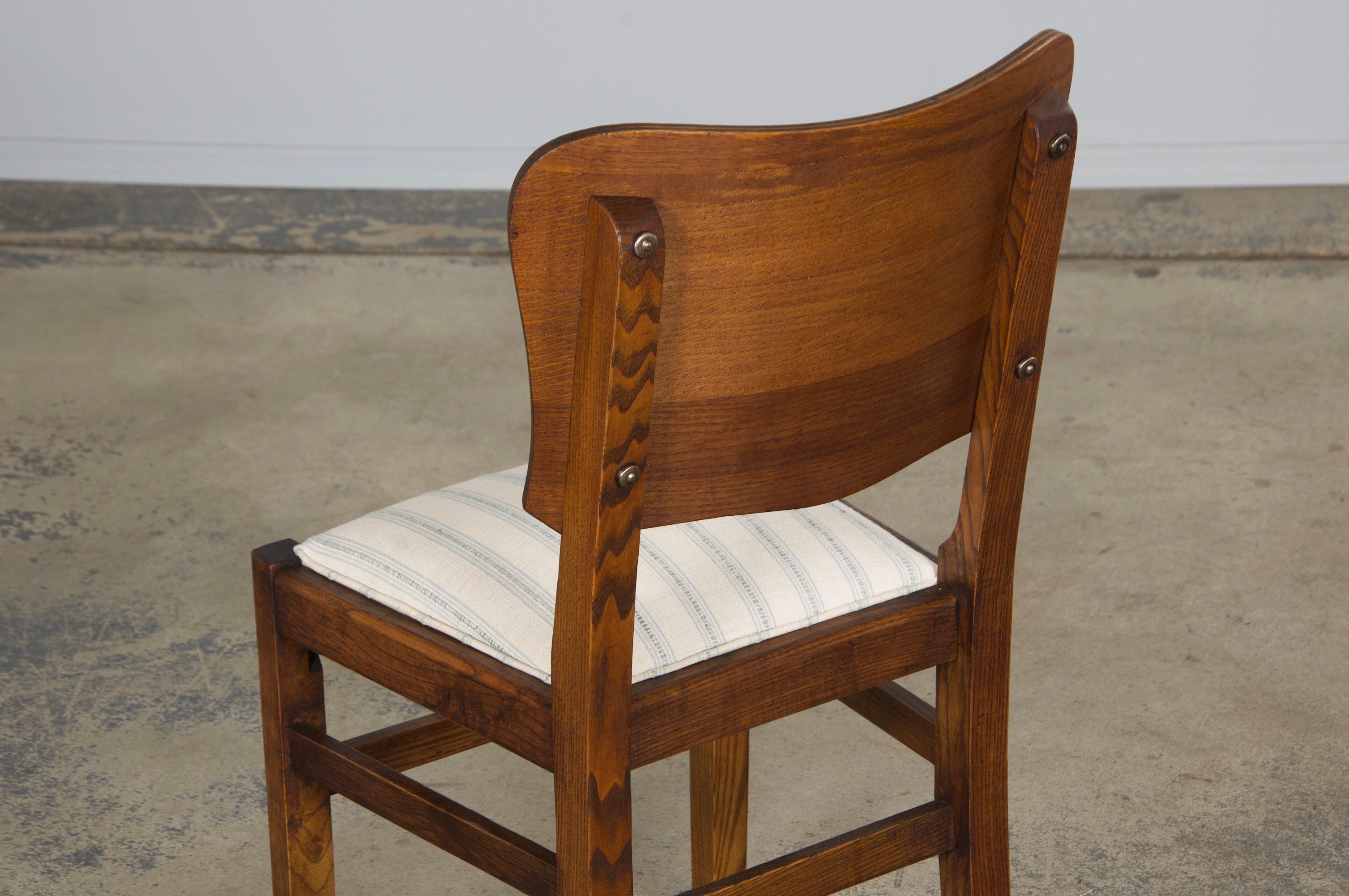 Sedie da pranzo francesi Art Deco degli anni '30 in Oak con tessuto a righe - Set di 6 in vendita 5