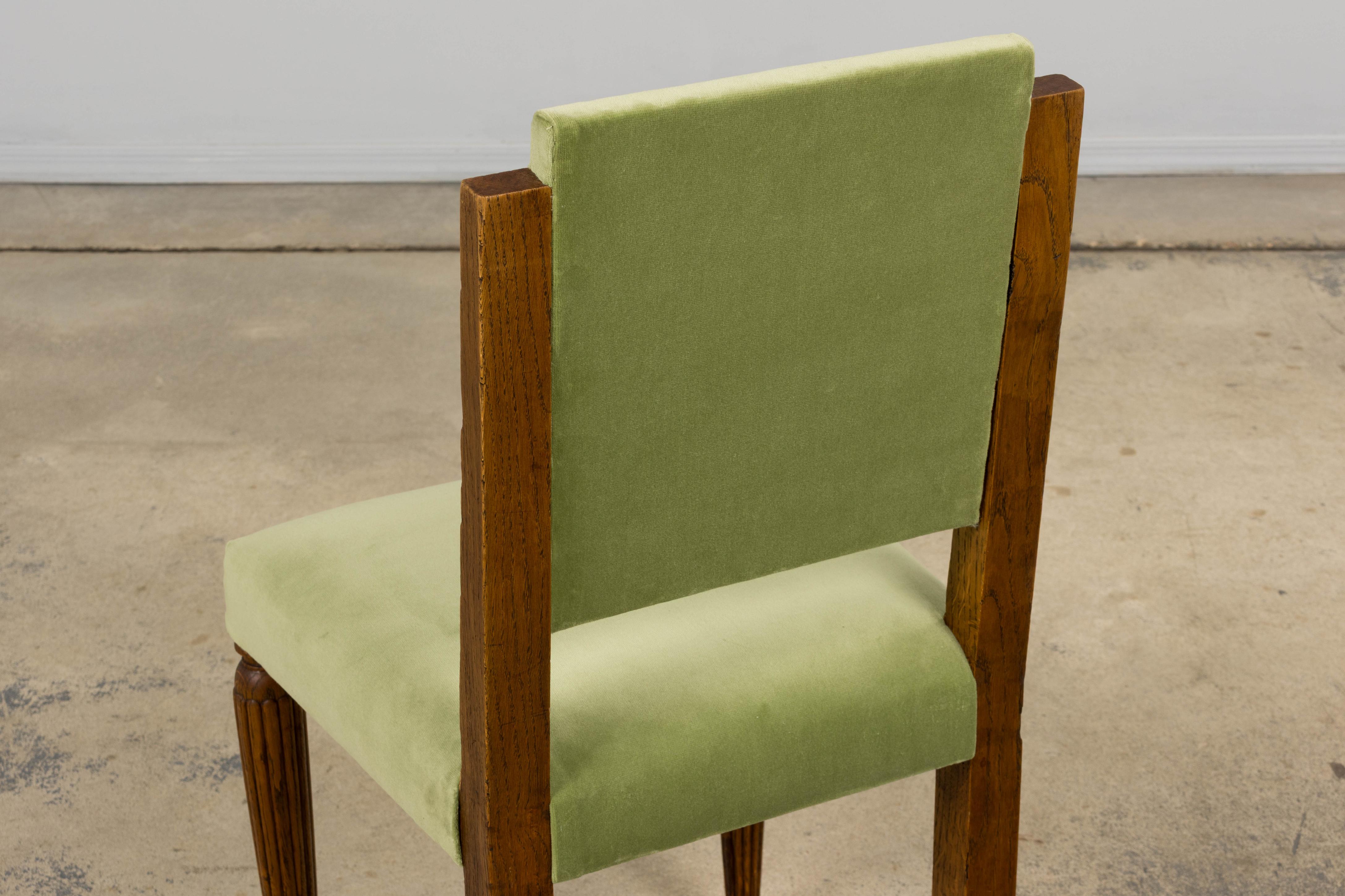 Chais de Comedor Franceses Art Decó de 1930 en Terciopelo Verde Salvia - Set de 6 en venta 5