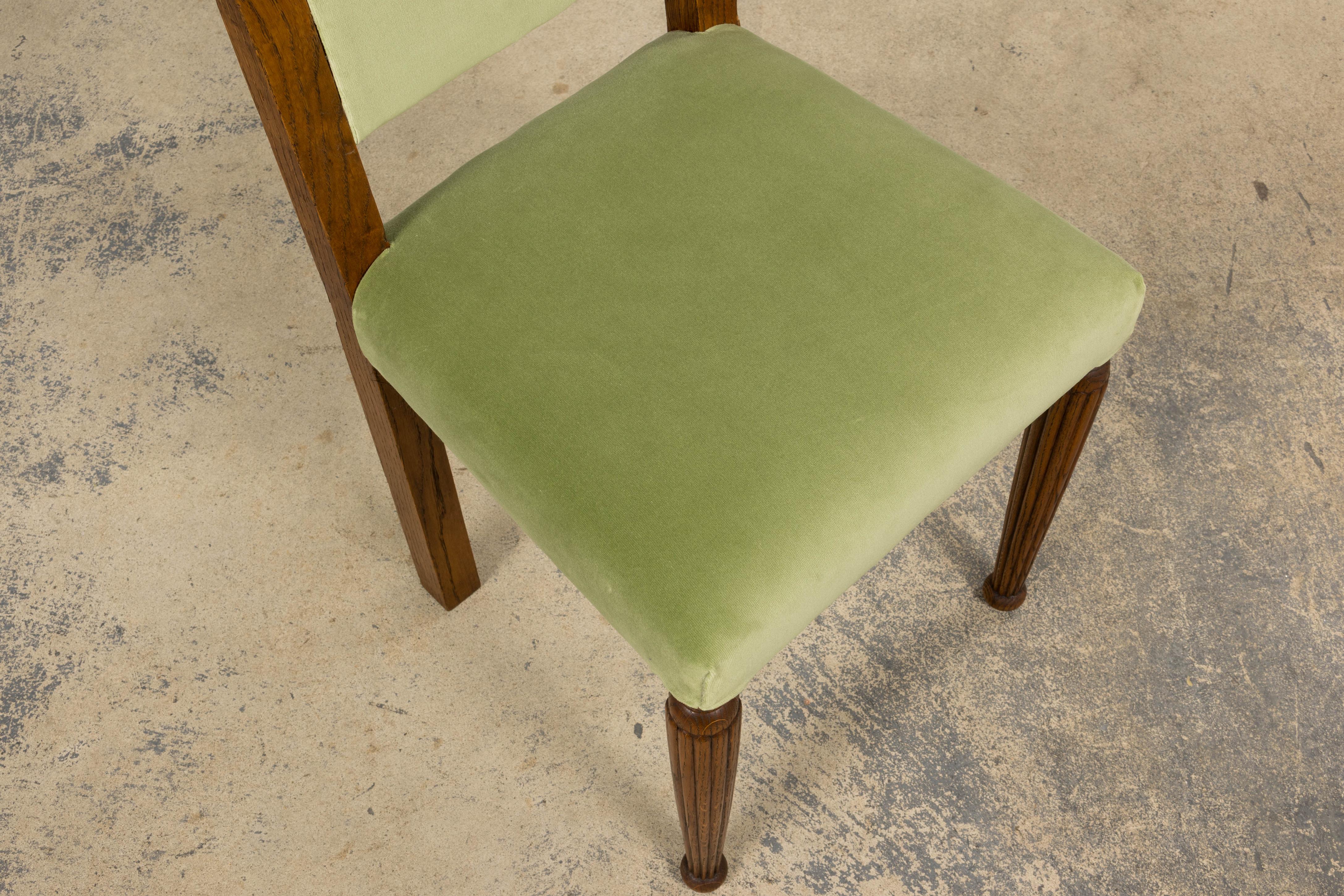 Chais de Comedor Franceses Art Decó de 1930 en Terciopelo Verde Salvia - Set de 6 en venta 6