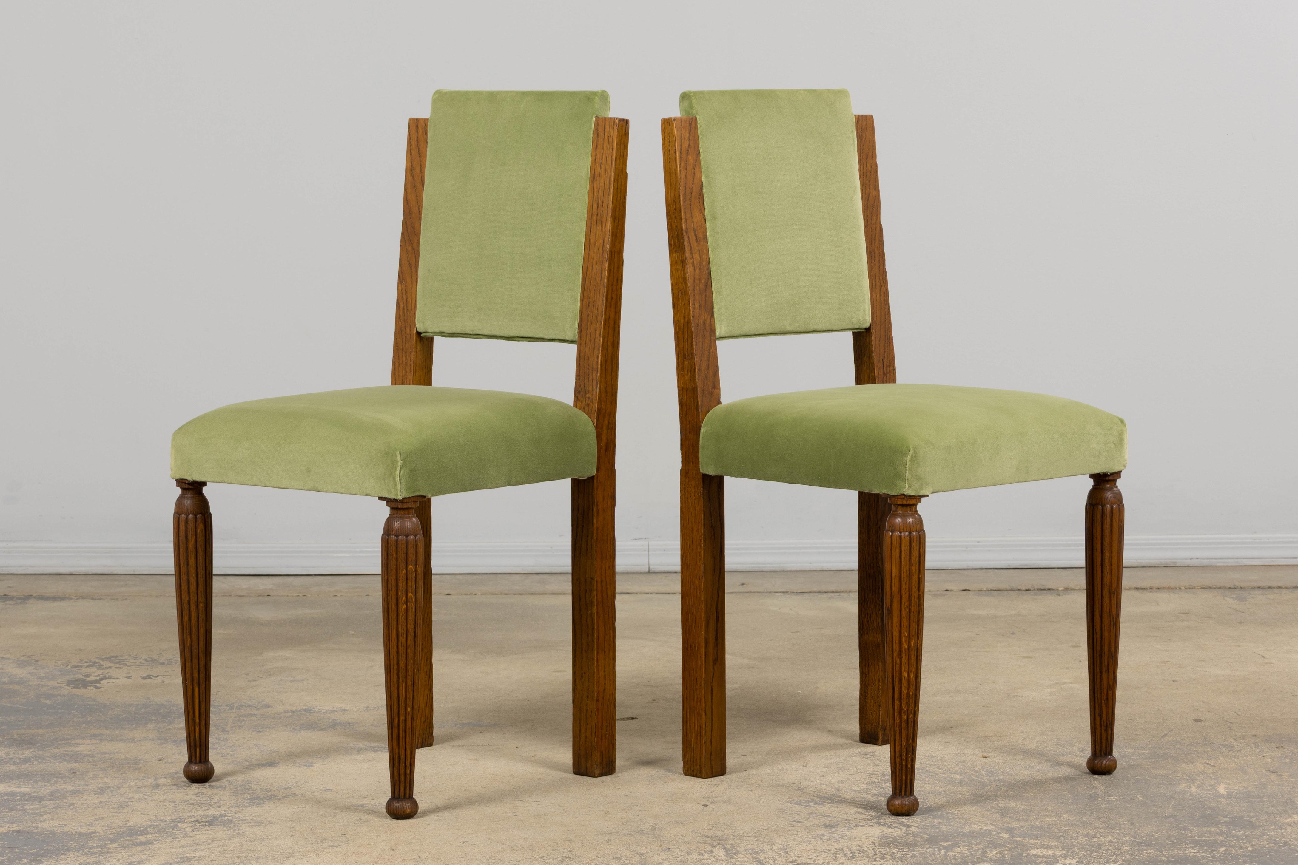 Chais de Comedor Franceses Art Decó de 1930 en Terciopelo Verde Salvia - Set de 6 en venta 12