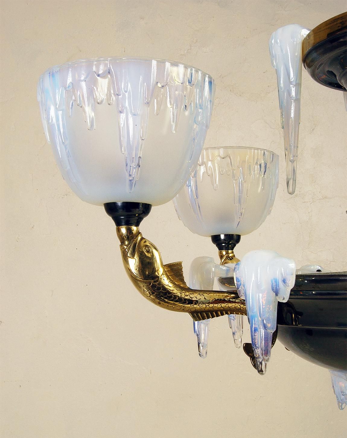 20th Century 1930s French Art Deco Opalescent Ezan Glass ‘Icicle’ Chandelier by Henri Petitot