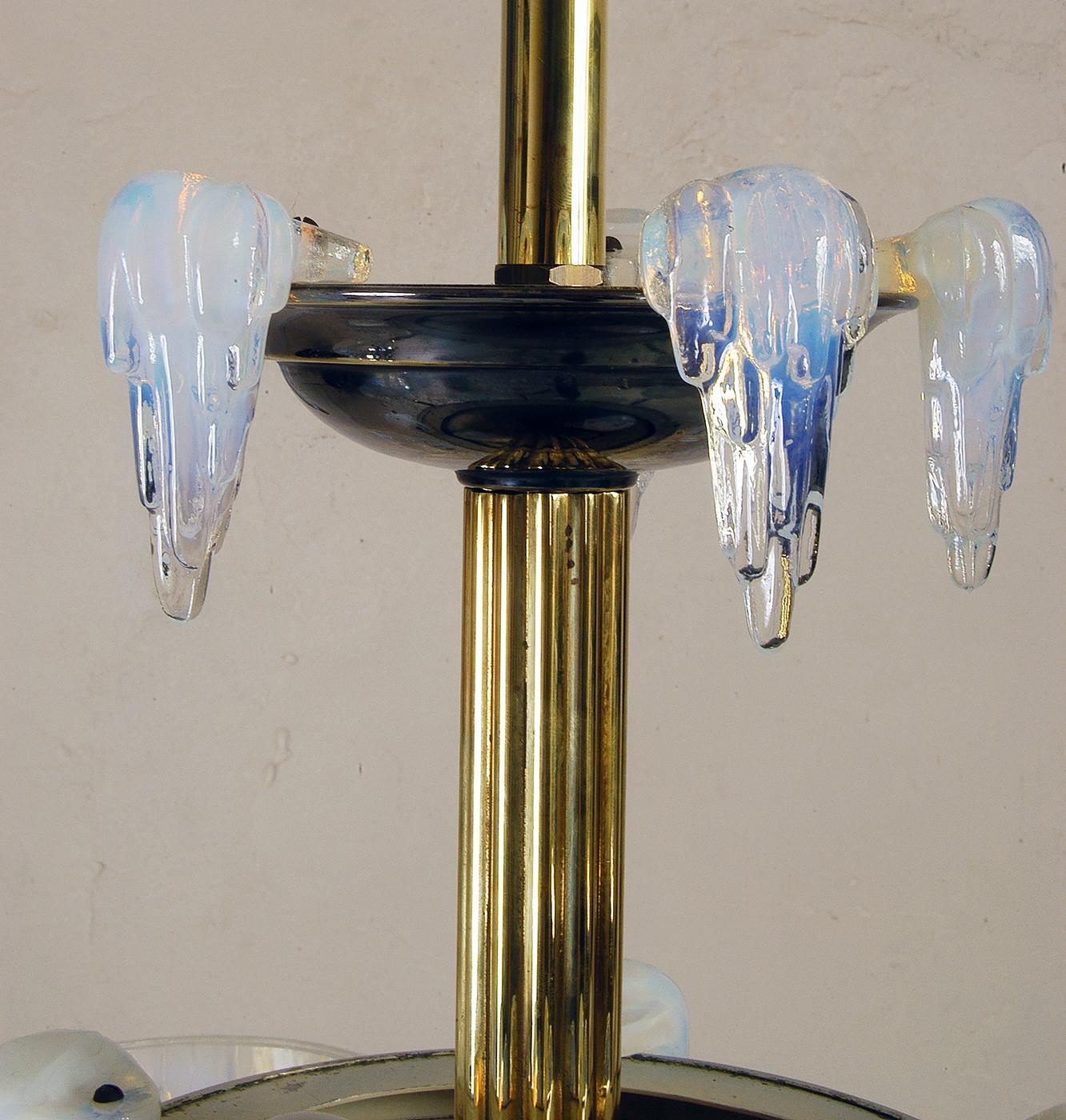 1930s French Art Deco Opalescent Ezan Glass ‘Icicle’ Chandelier by Henri Petitot 3