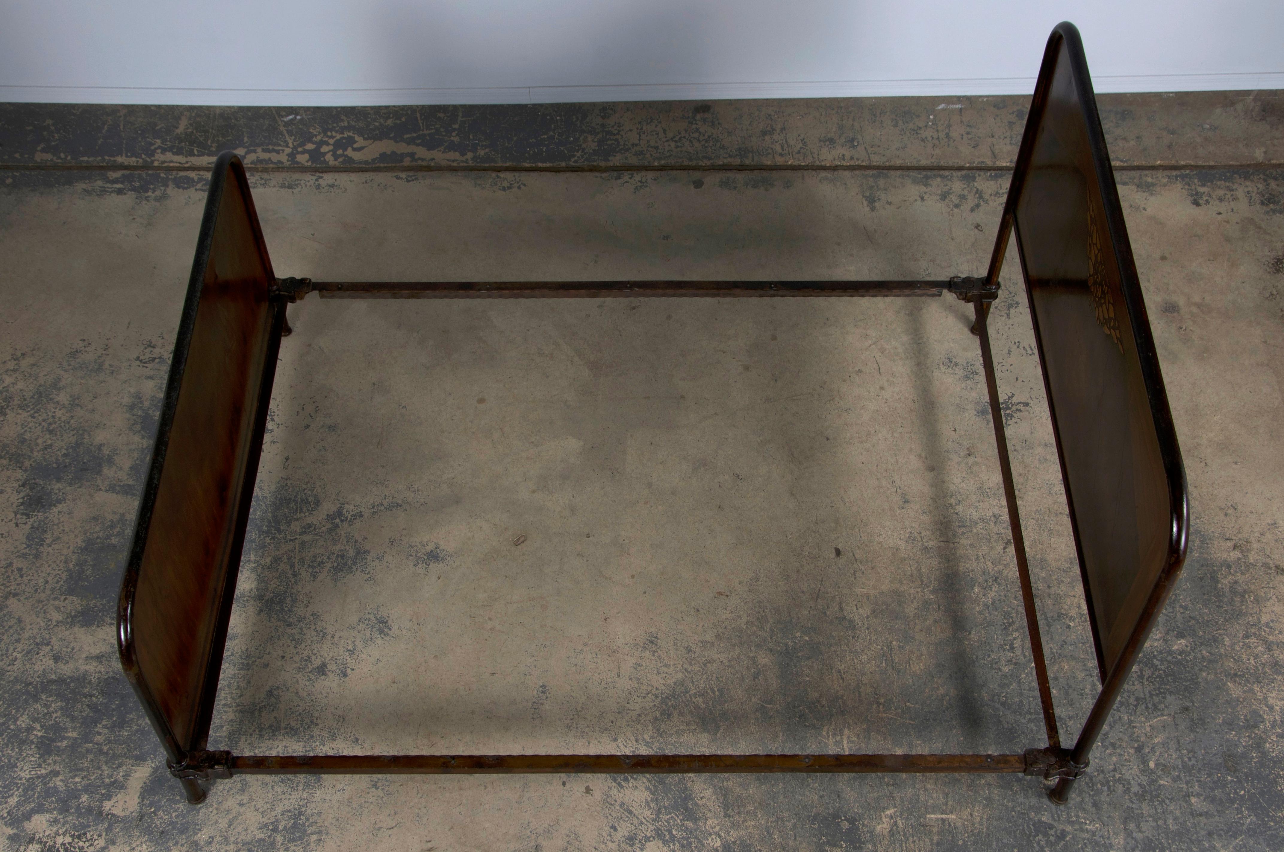 1930s French Art Deco Painted Wrought Iron Full Size Bed Frame For Sale 14