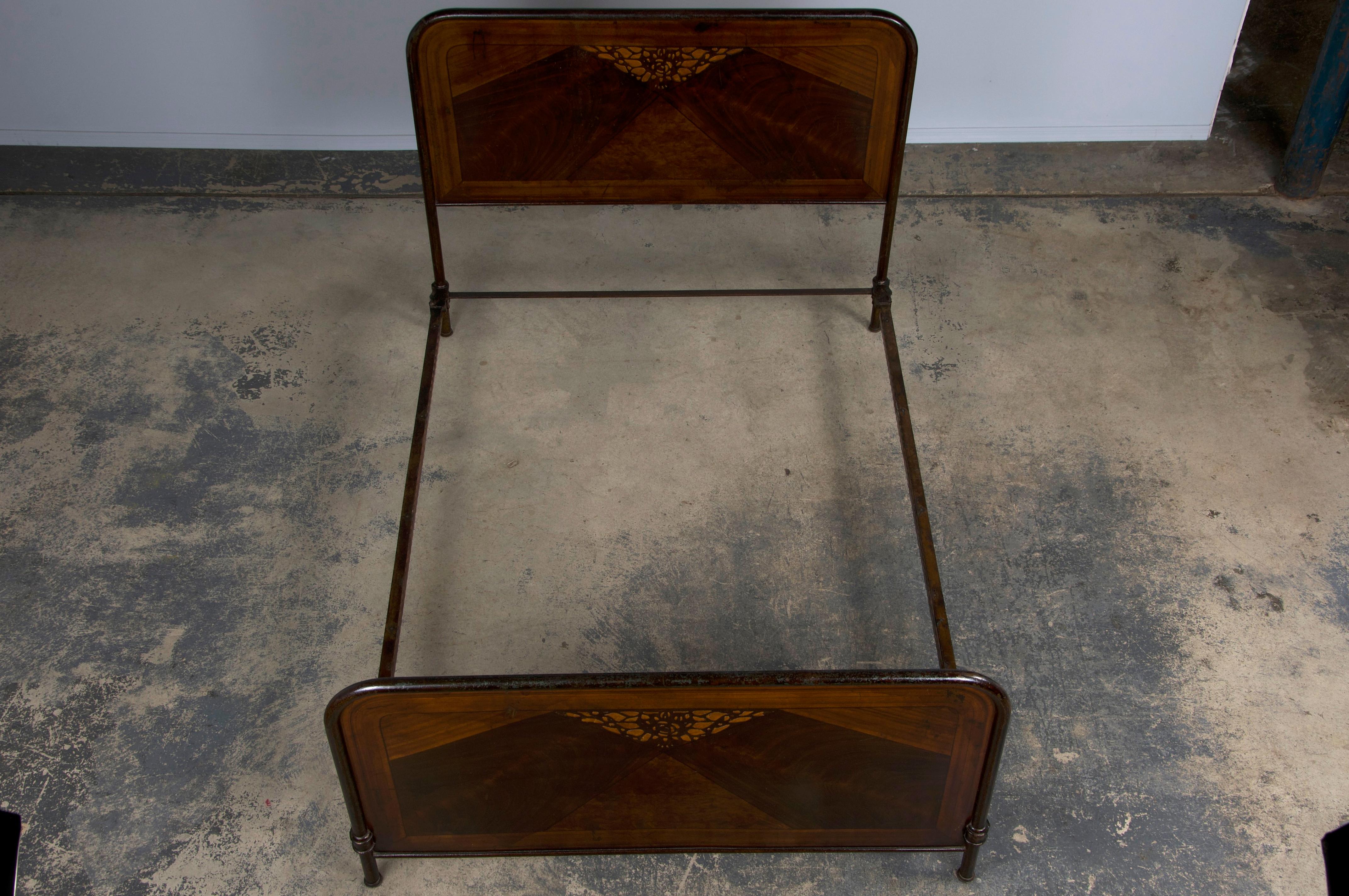 1930s French Art Deco Painted Wrought Iron Full Size Bed Frame For Sale 1